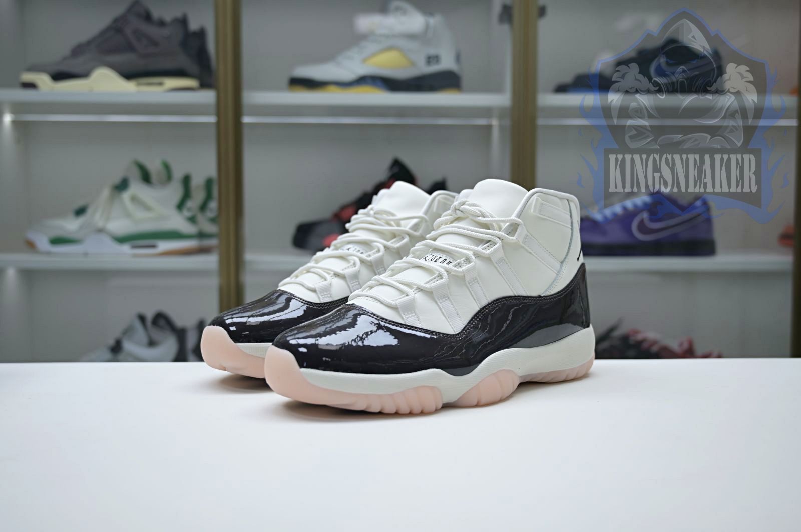 Air Jordan 11