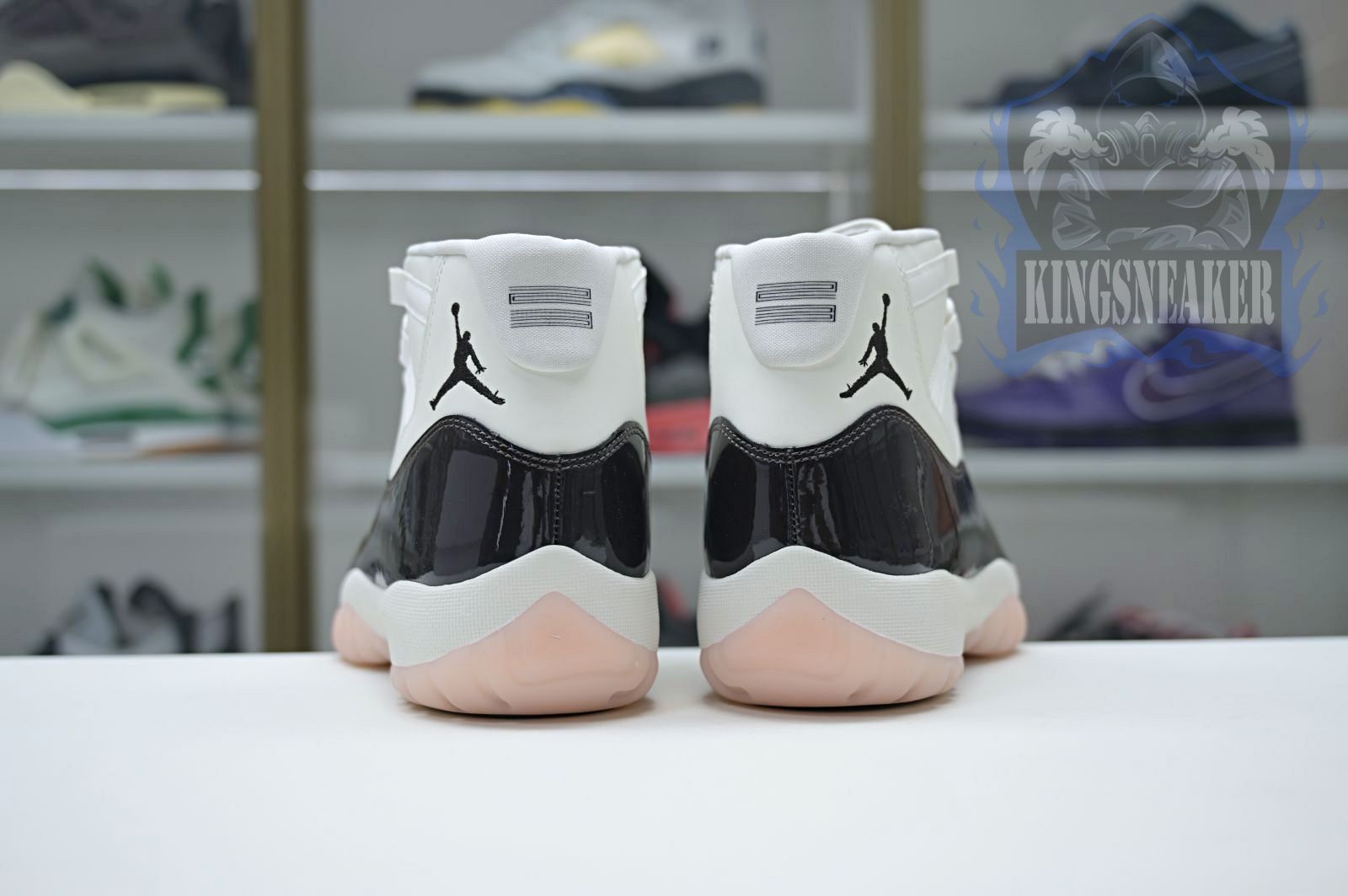 Air Jordan 11