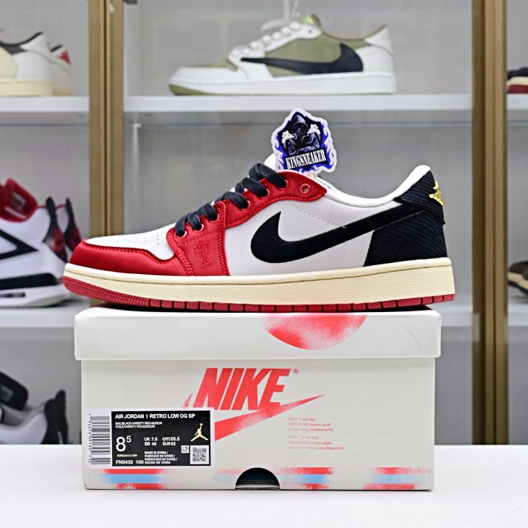 Trophy Room x Jordan Air Jordan 1 Low OG “Away”