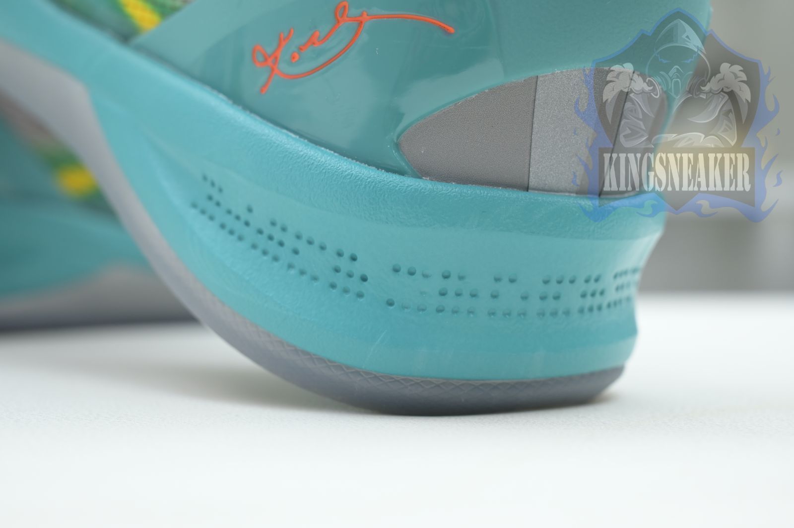 Nike Kobe 8 Protro“Venice Beach”  2024