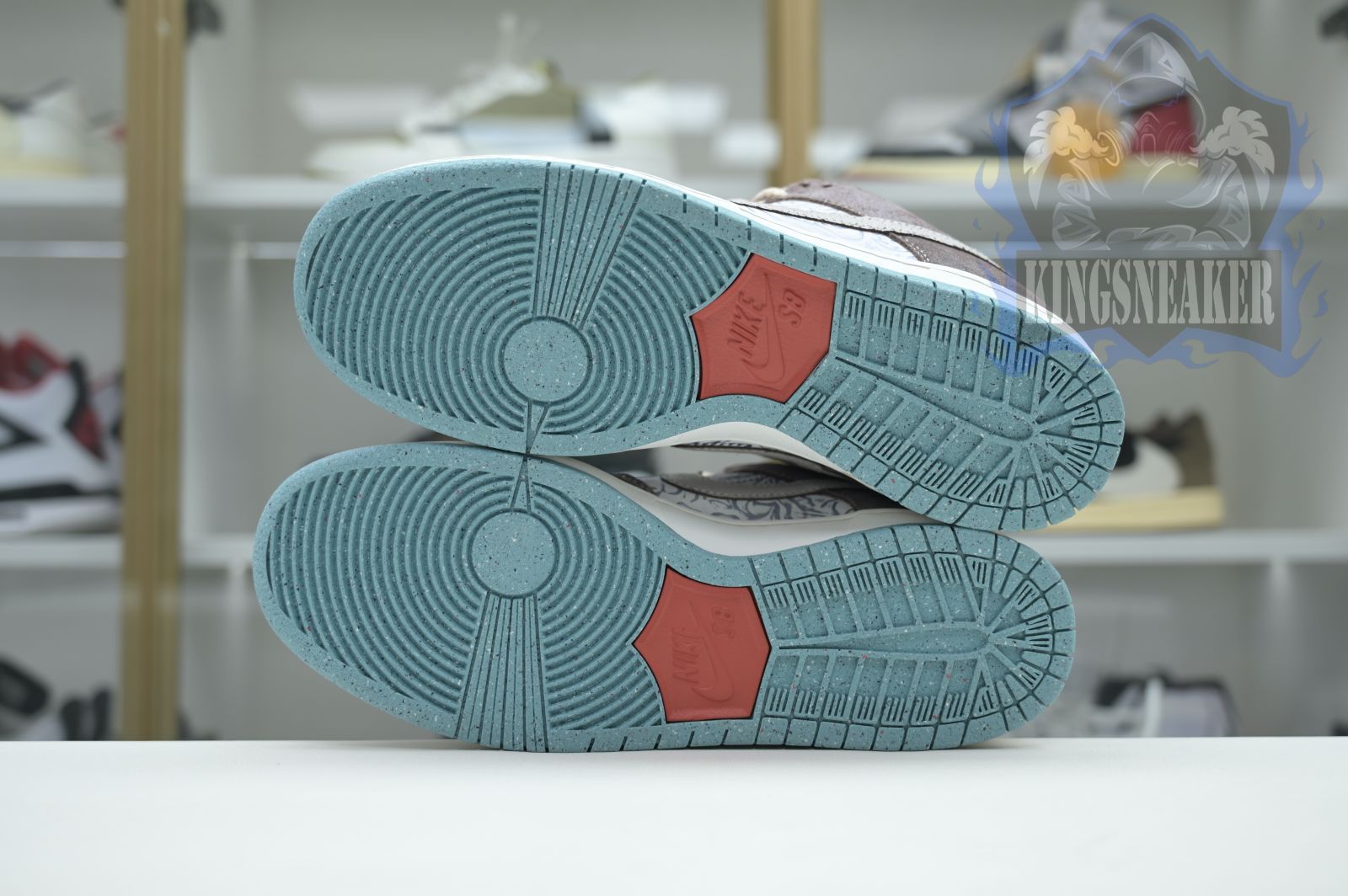 Nike SB Dunk Low