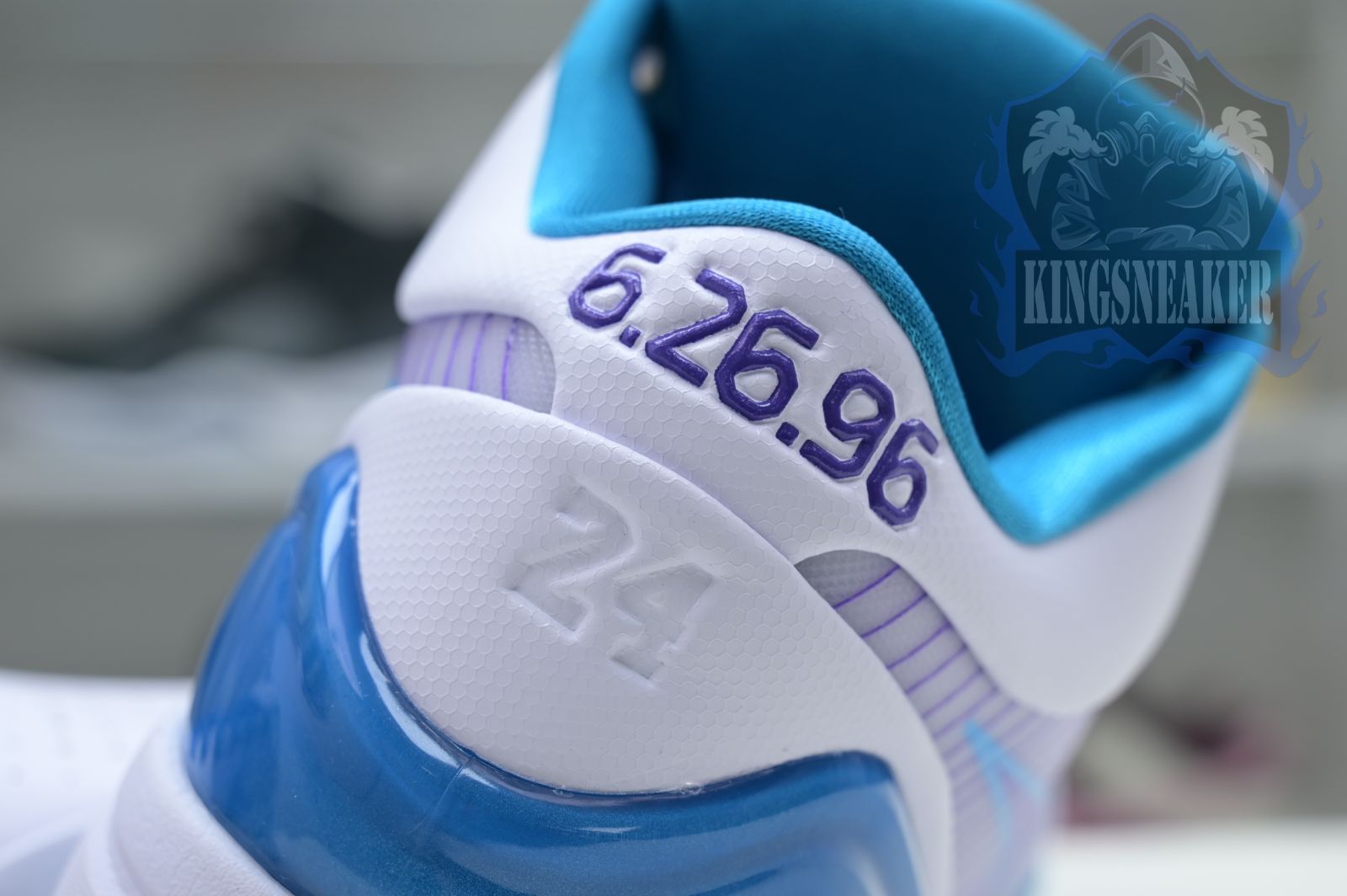 Nike Zoom Kobe 4 Protro 