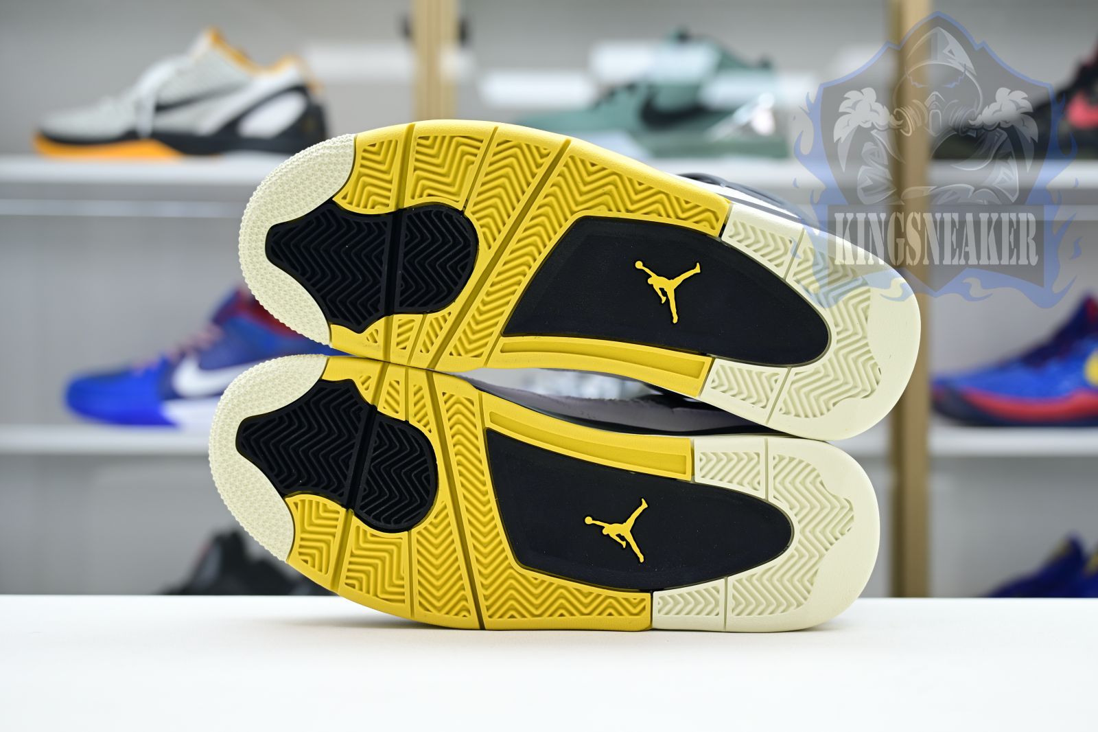 Jordan Air Jordan 4