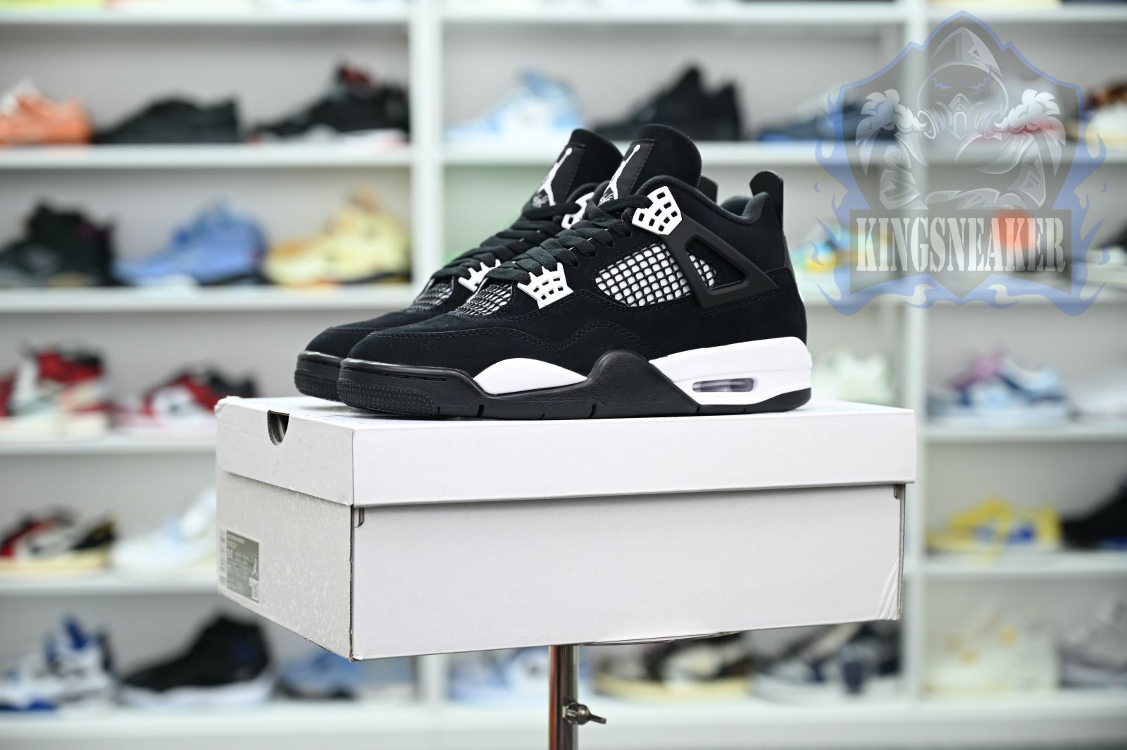 Jordan Air Jordan 4 Retro