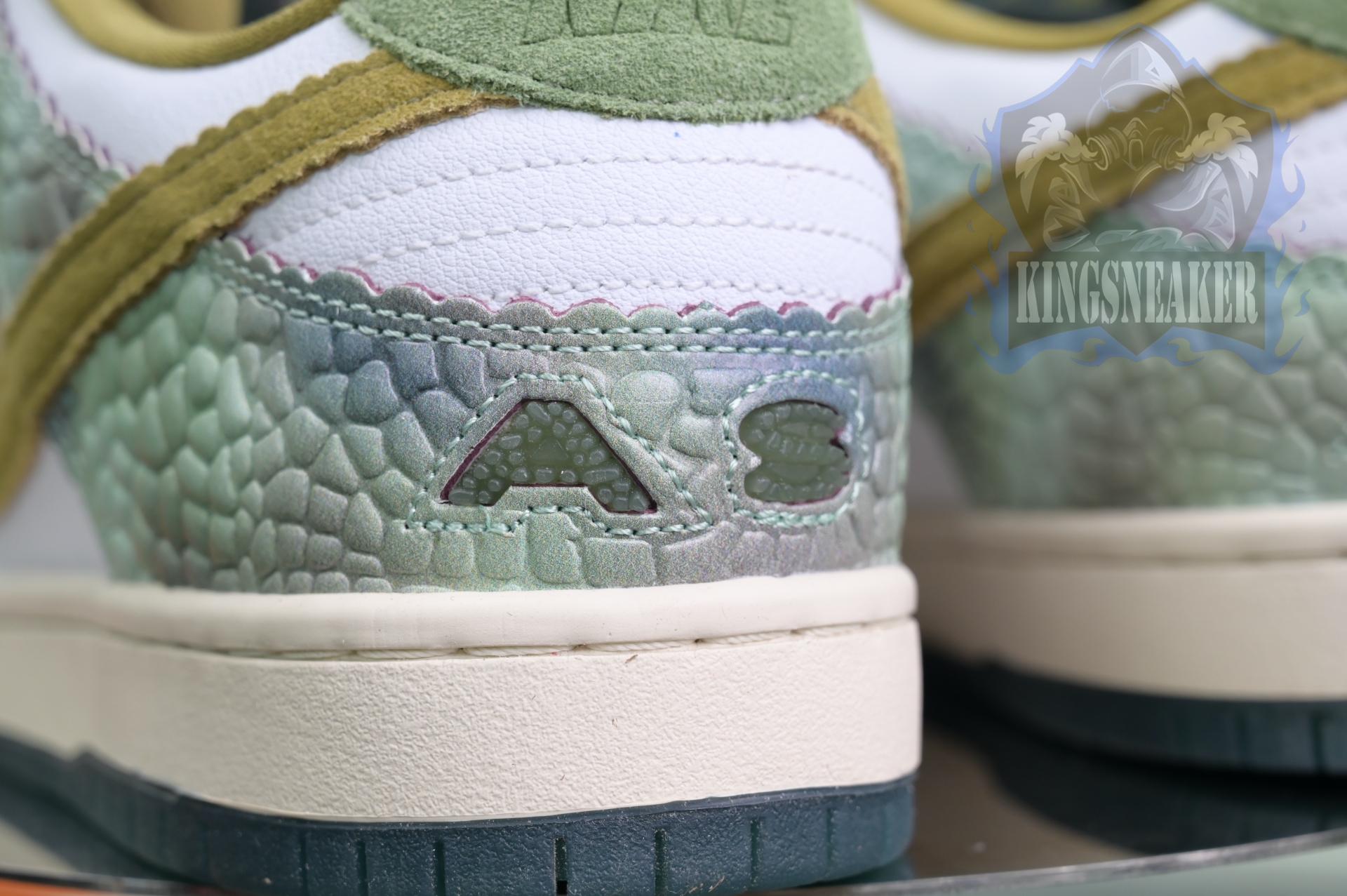 Alexis Sablone x Nike Dunk SB Low