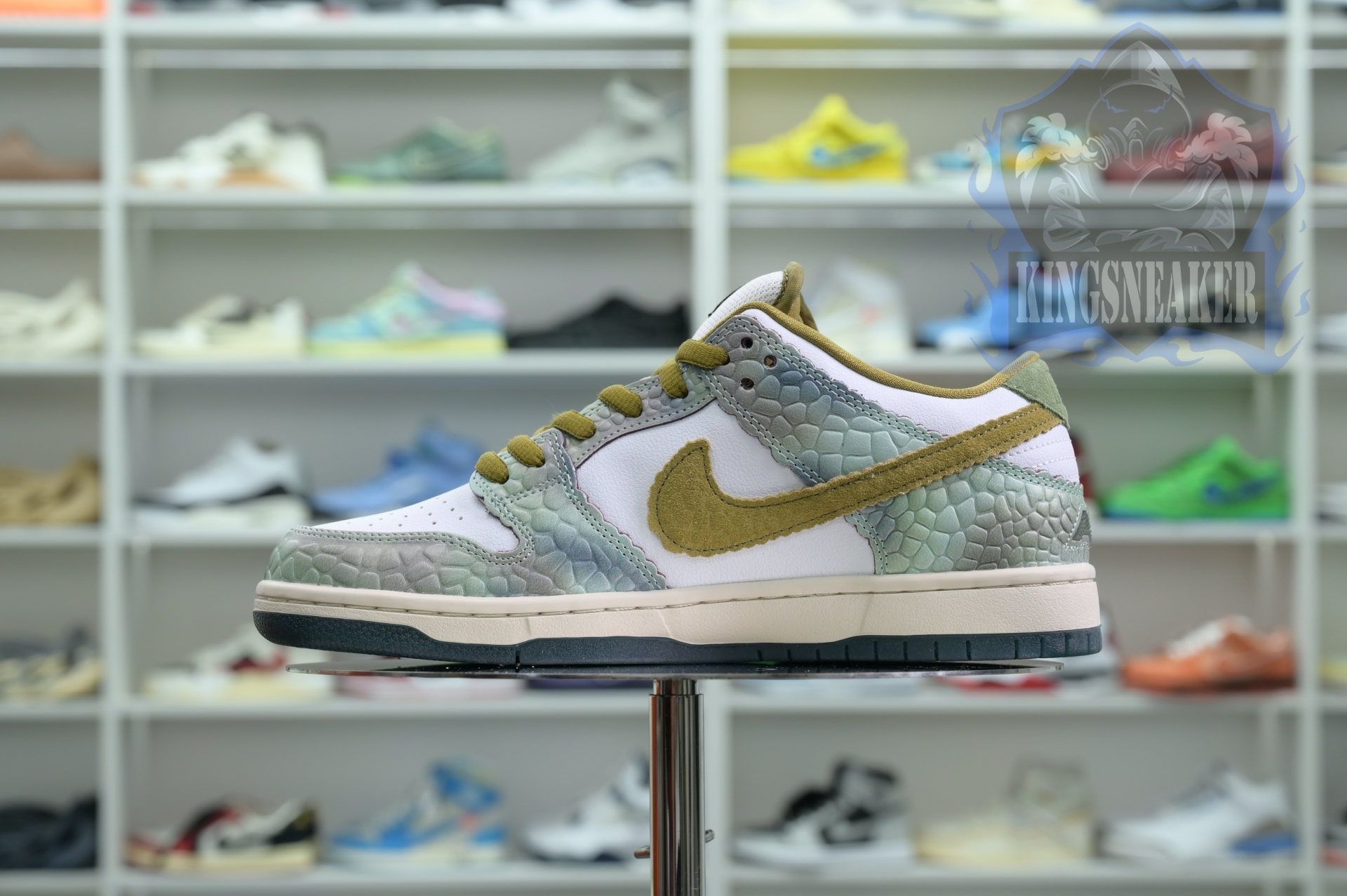 Alexis Sablone x Nike Dunk SB Low