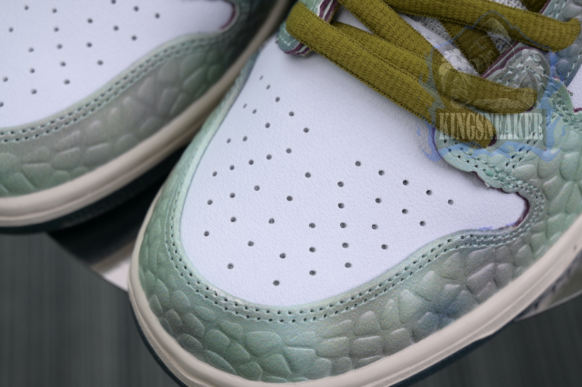 Alexis Sablone x Nike Dunk SB Low