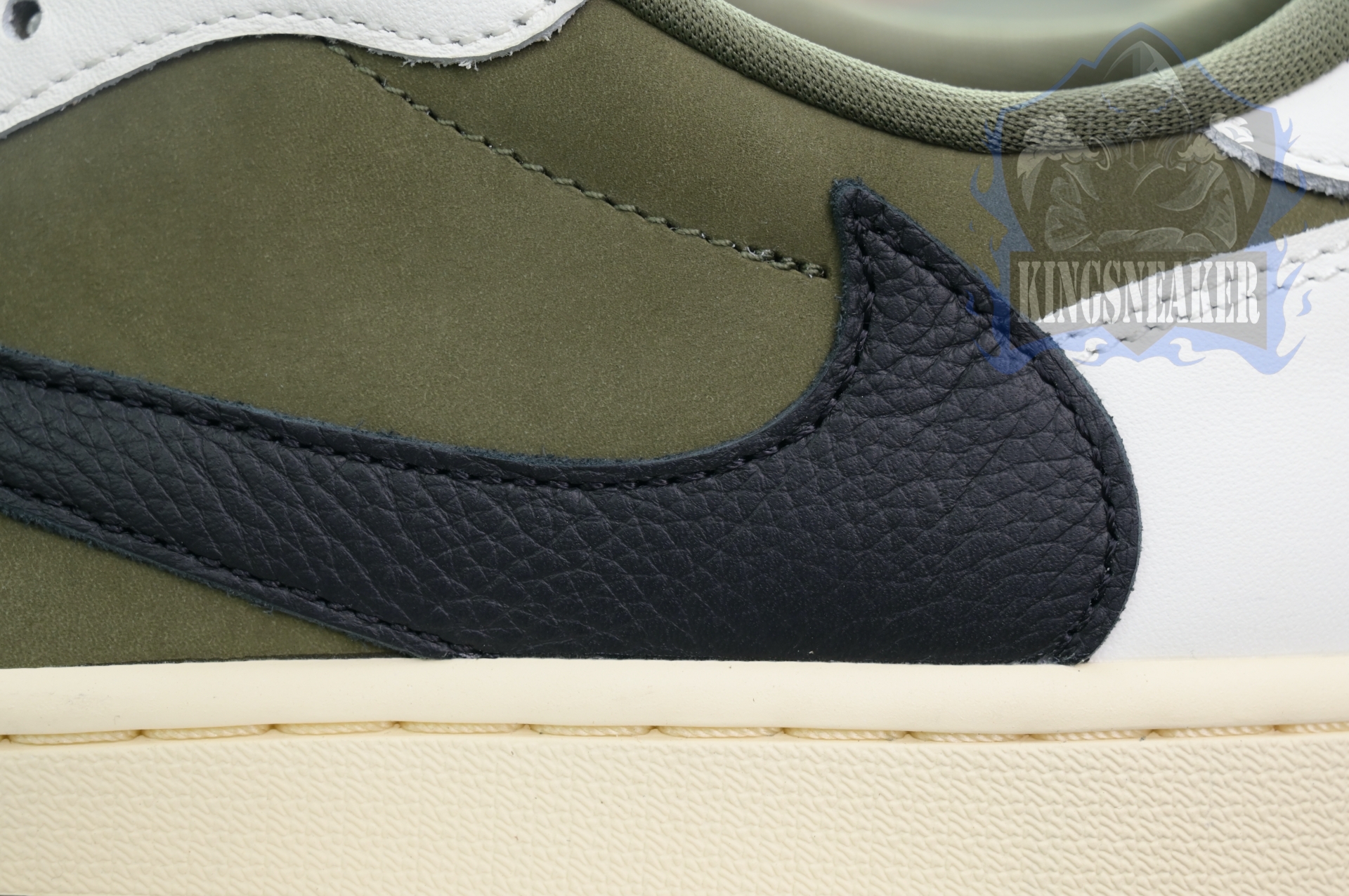 Travis Scott x Jordan Air Jordan 1 Low OG “Medium Olive”