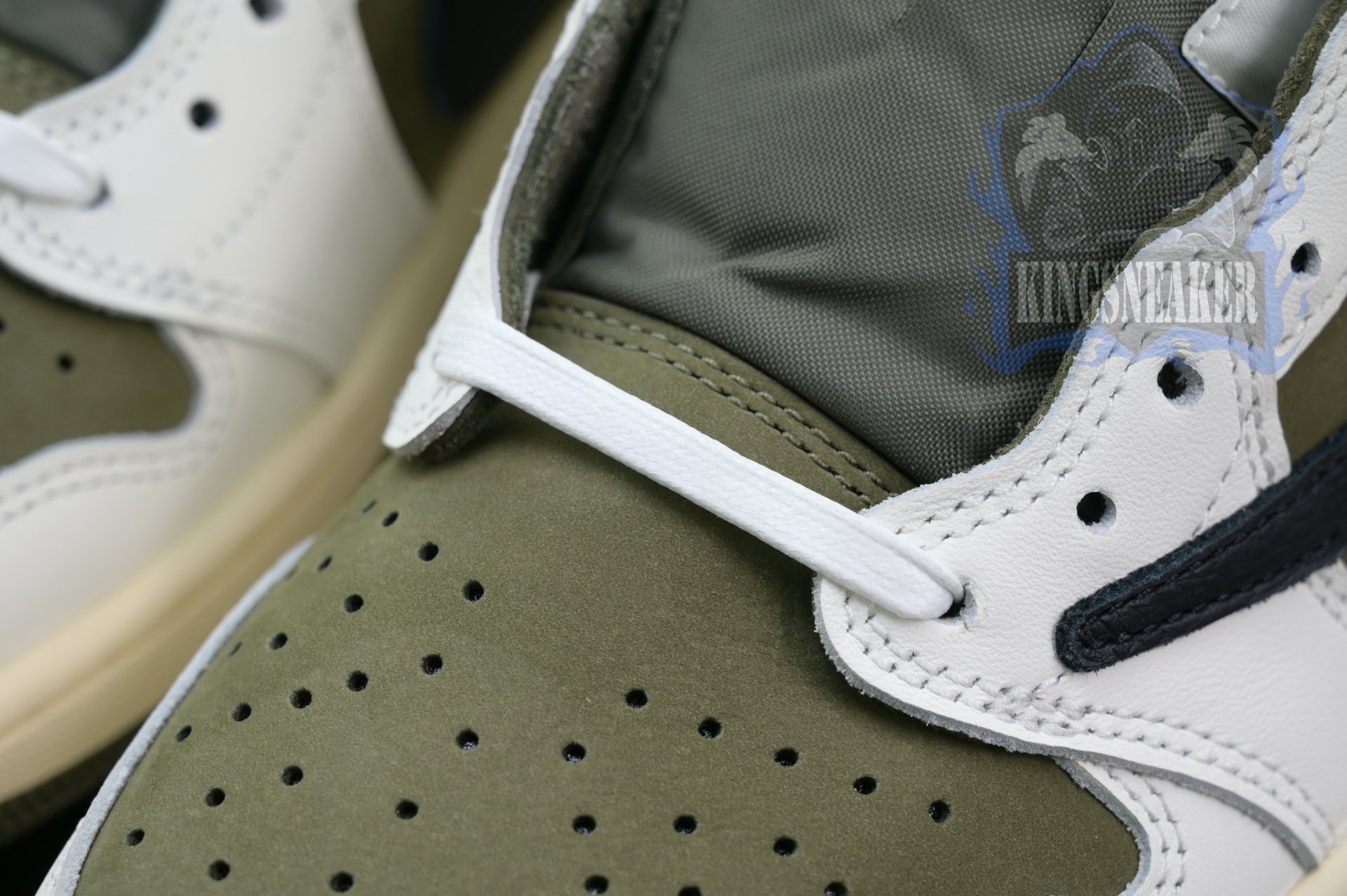Travis Scott x Jordan Air Jordan 1 Low OG “Medium Olive”