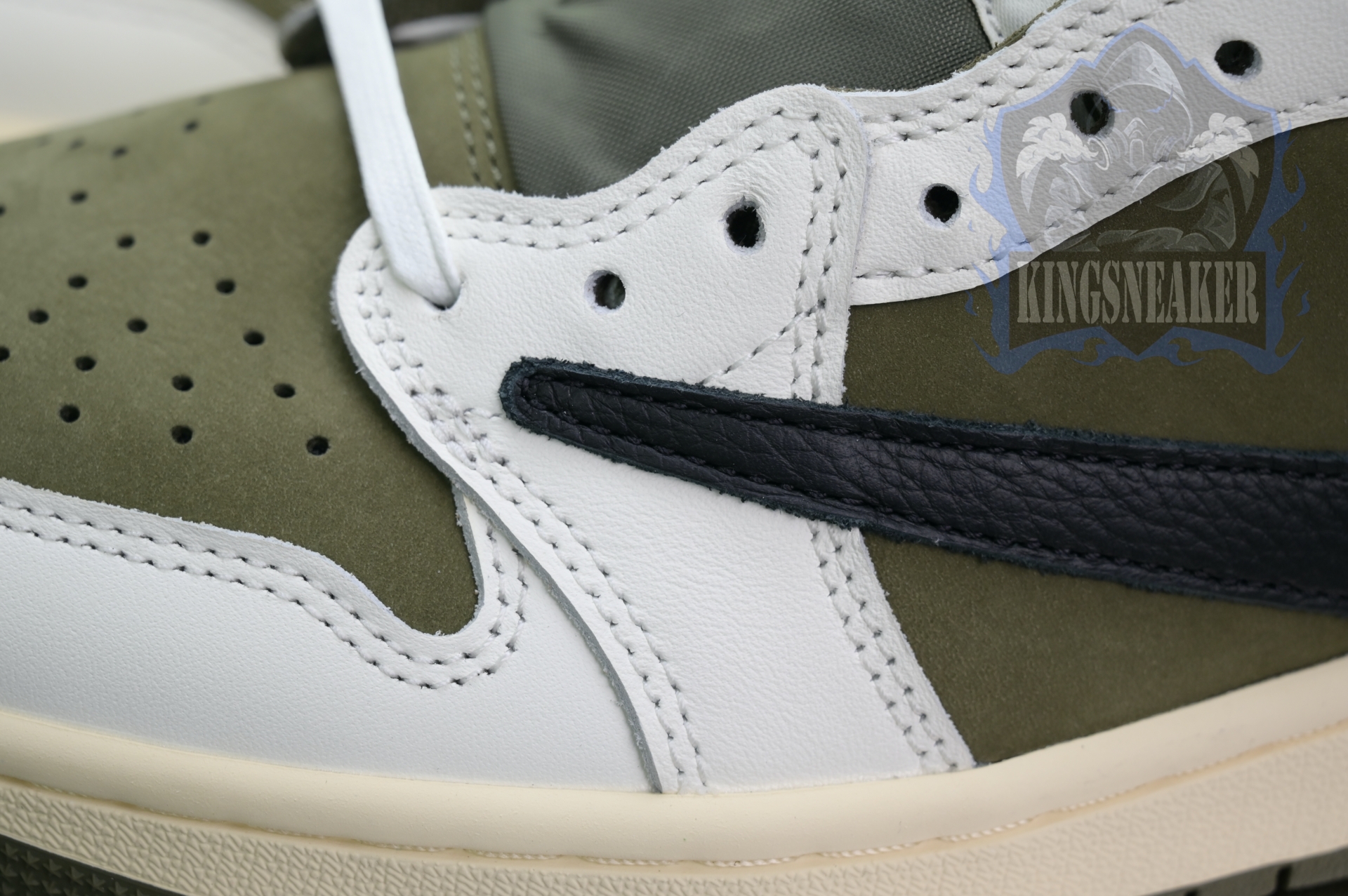 Travis Scott x Jordan Air Jordan 1 Low OG “Medium Olive”