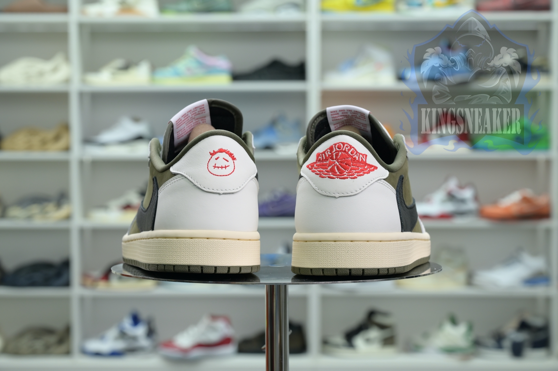 Travis Scott x Jordan Air Jordan 1 Low OG “Medium Olive”