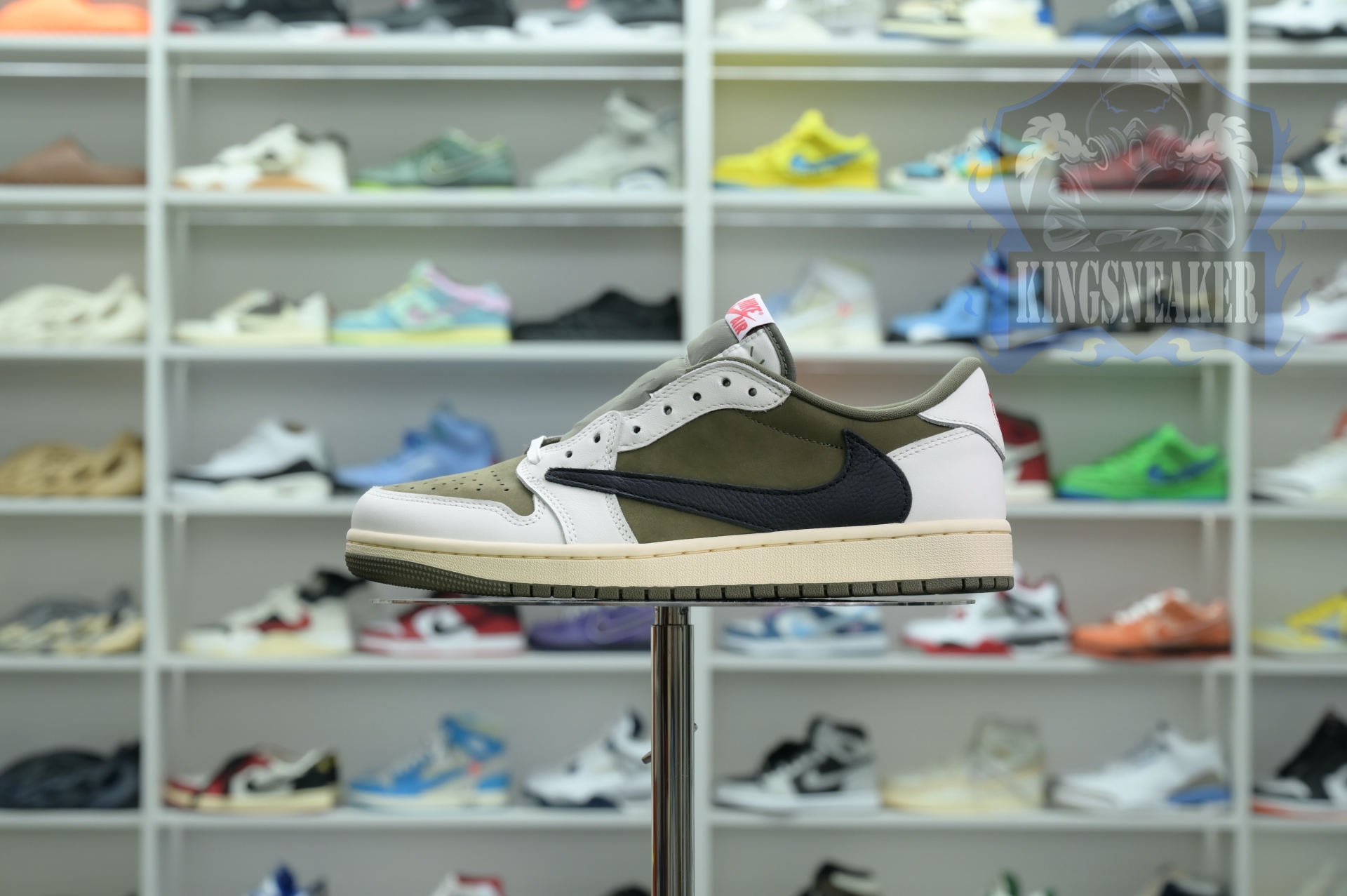 Travis Scott x Jordan Air Jordan 1 Low OG “Medium Olive”
