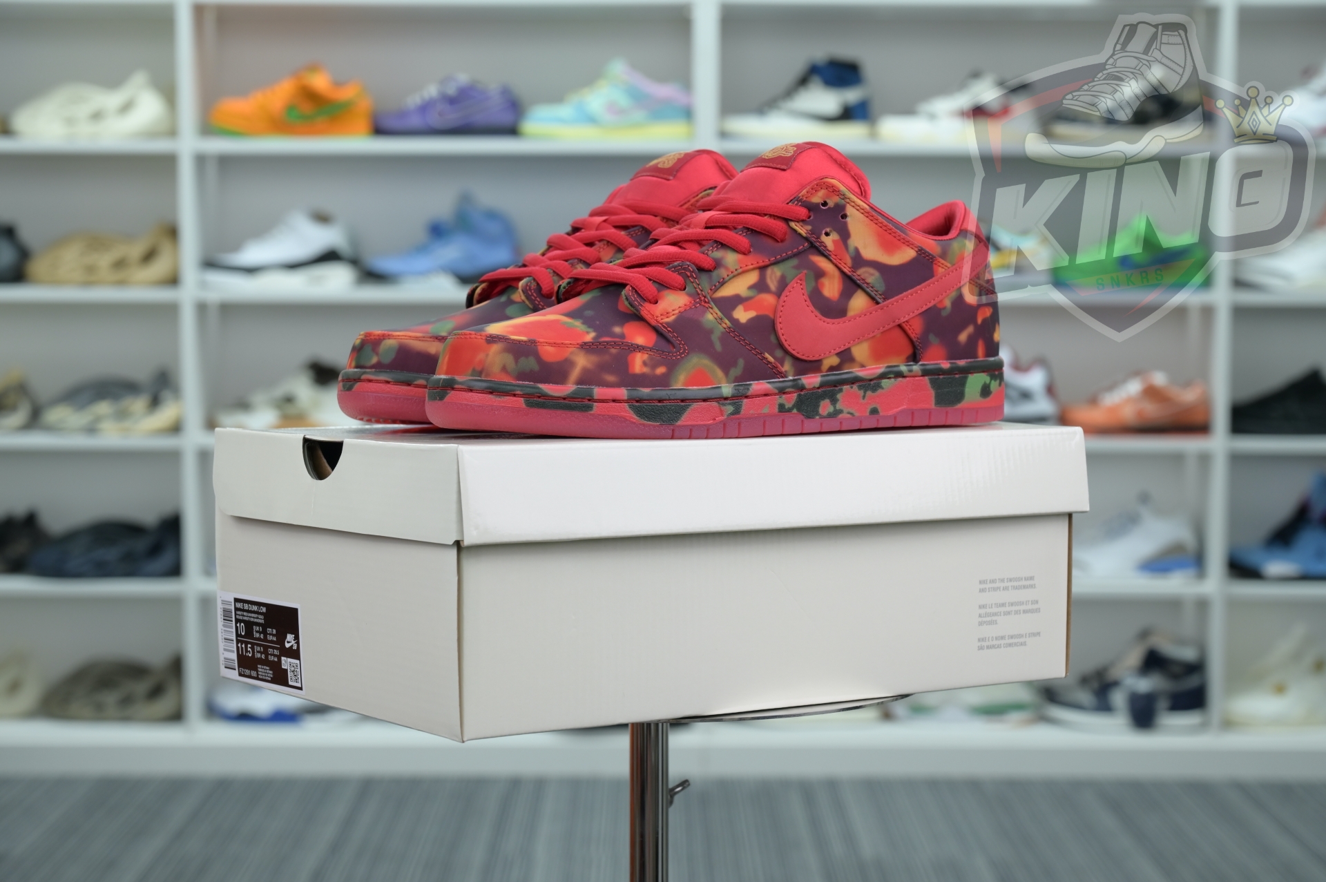 The Wizard of Oz x Nike SBDunk Low“Ruby Slipper”