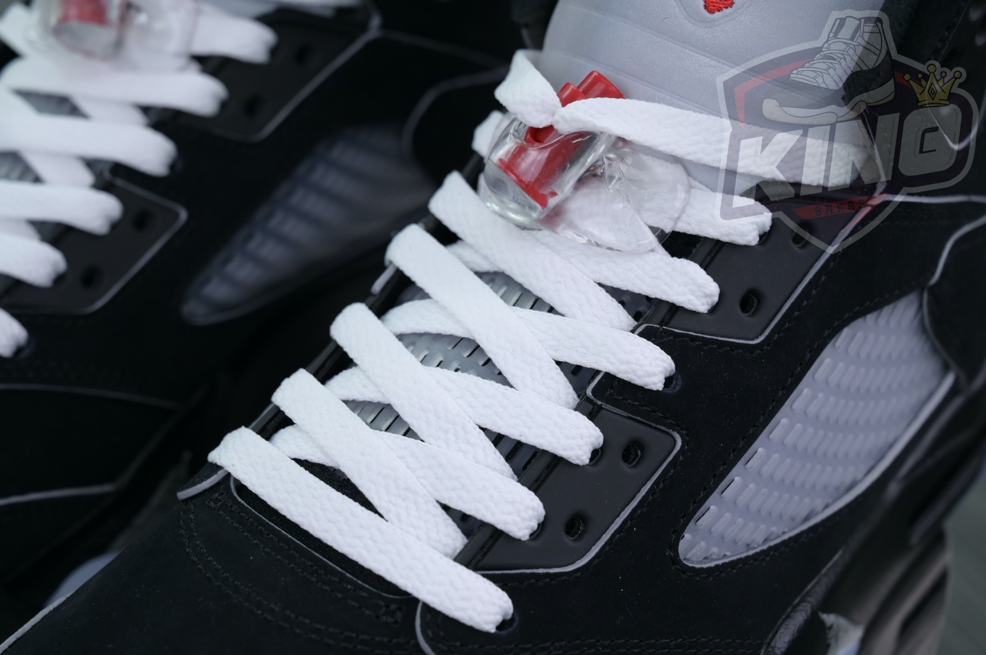 Jordan Air Jordan 5“BLACK METALLIC REIMAGINED”