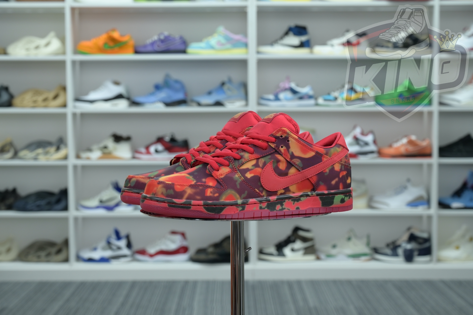 The Wizard of Oz x Nike SBDunk Low“Ruby Slipper”