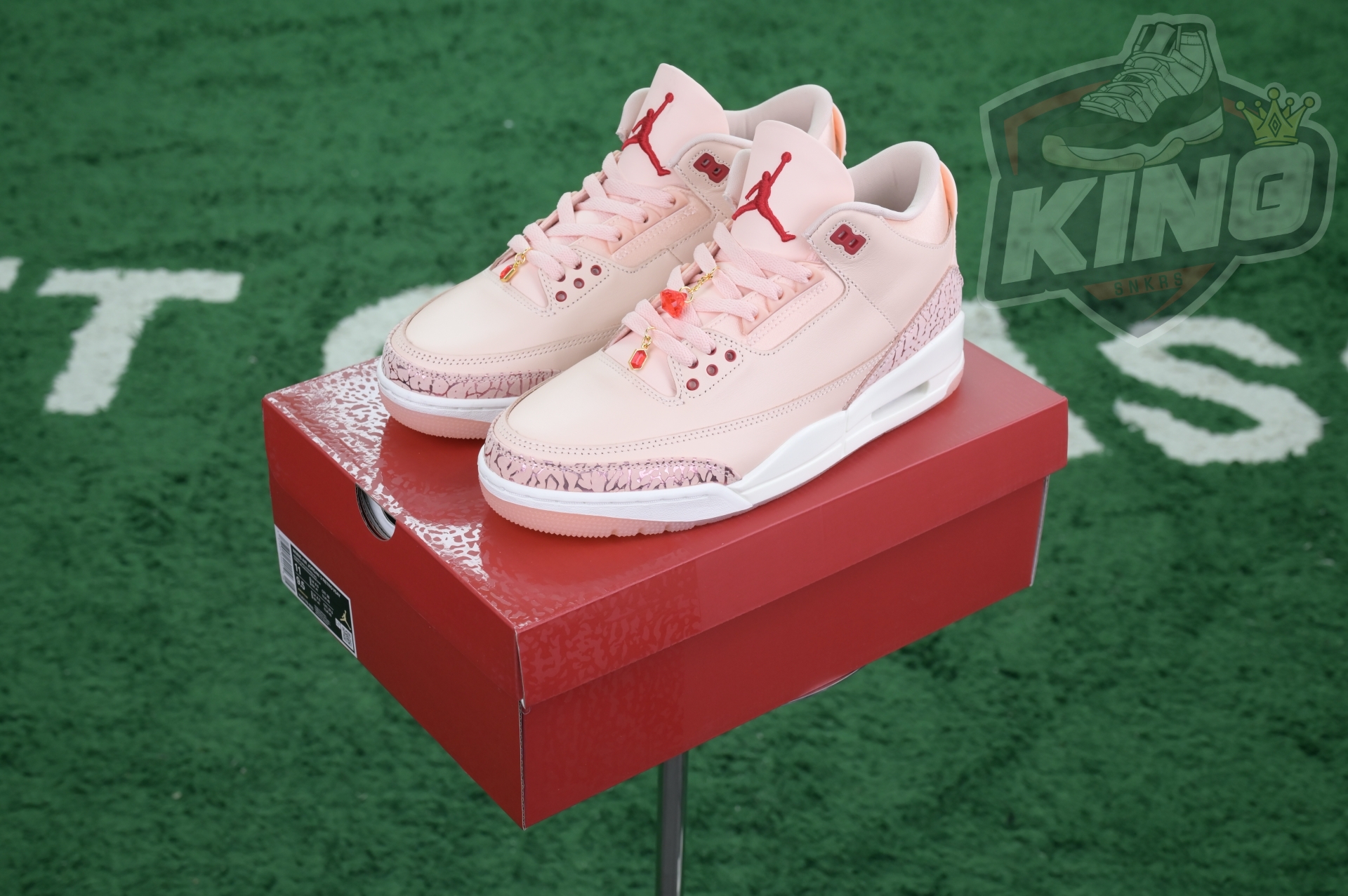 Jordan Air Jordan 3 Valentine's Day
