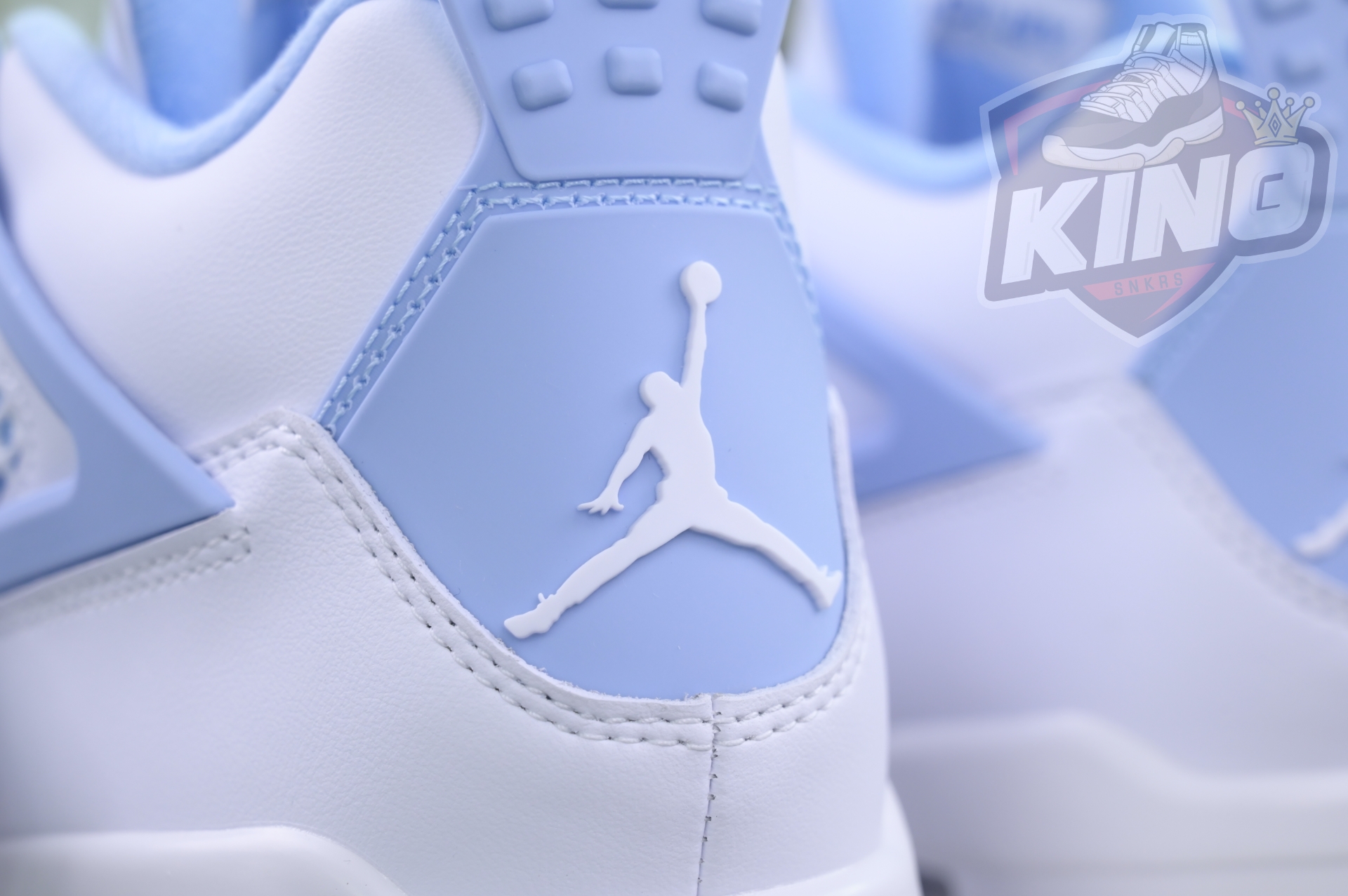Jordan Air Jordan 4“ALUMINUM”