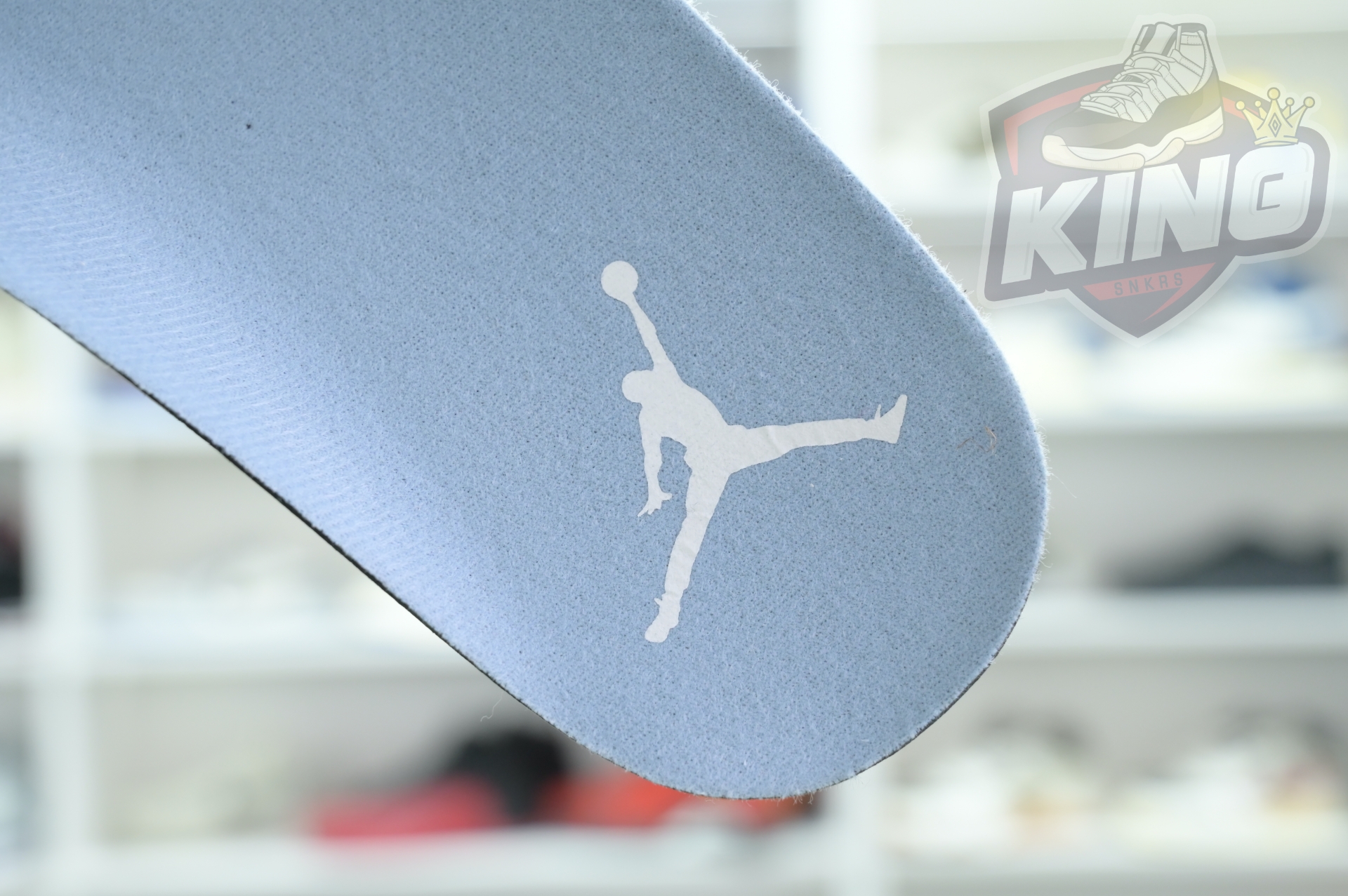 Jordan Air Jordan 4“ALUMINUM”