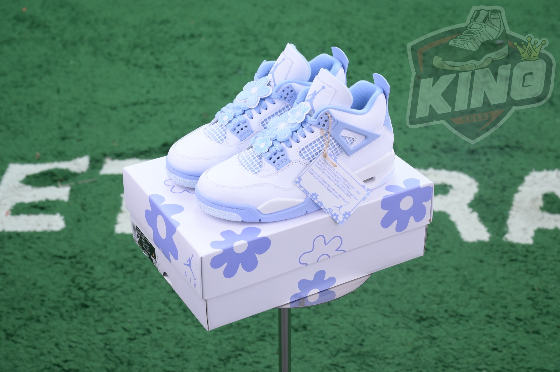 Jordan Air Jordan 4“ALUMINUM”