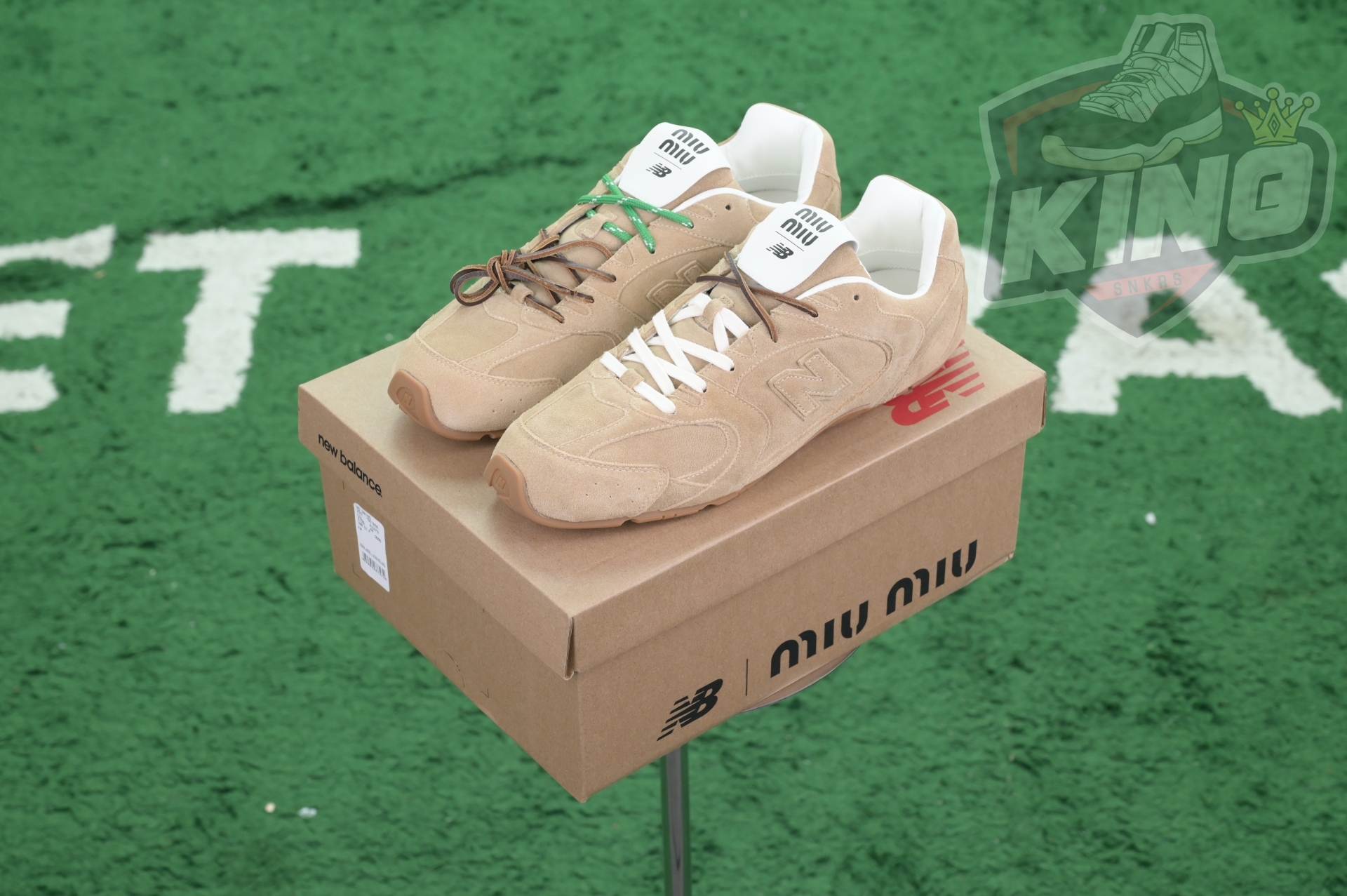 New Balance x MIU MIU NB 530 SL