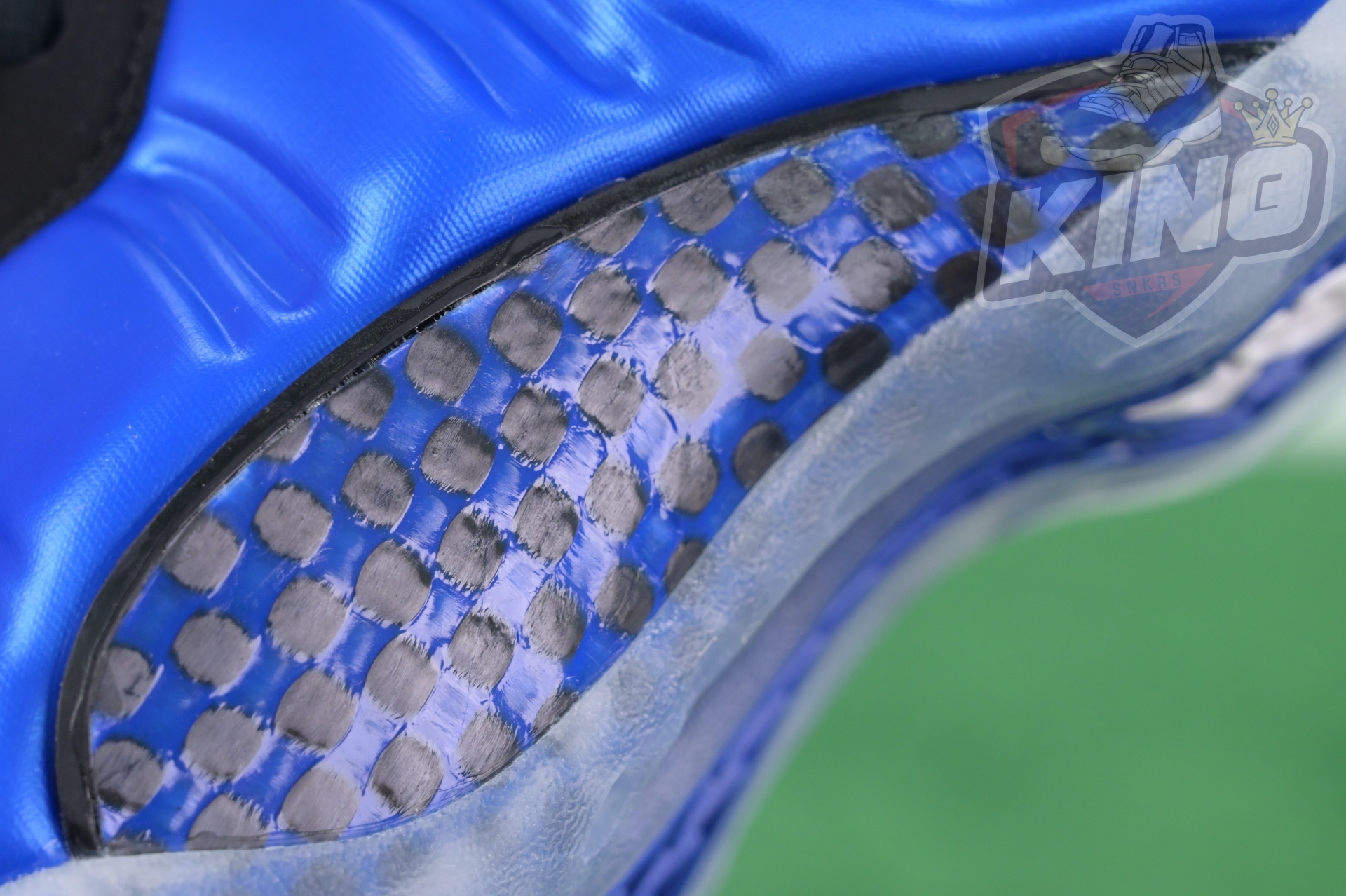 Nike Foamposite One“Dark Neon Royal”