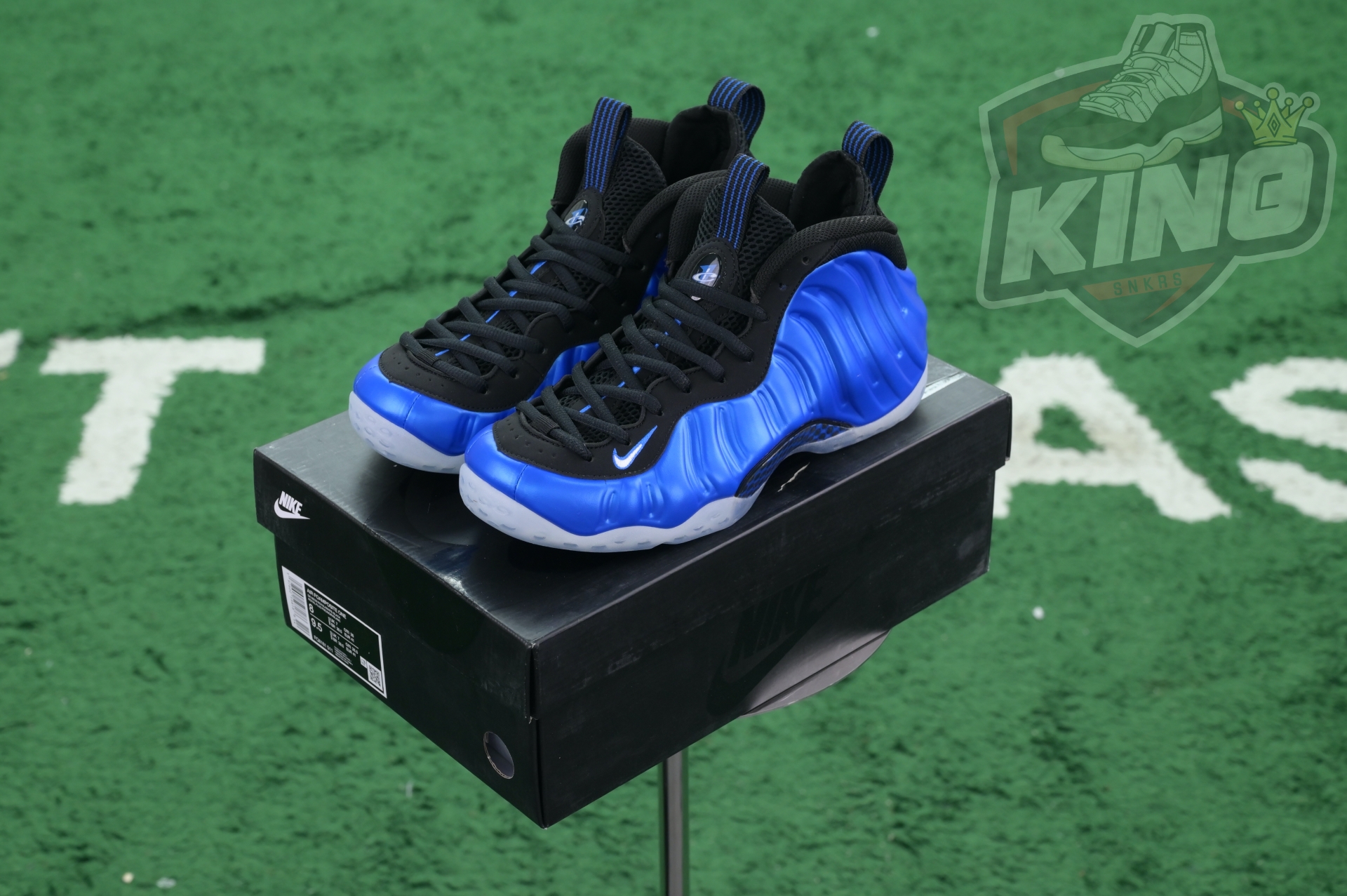 Nike Foamposite One“Dark Neon Royal”