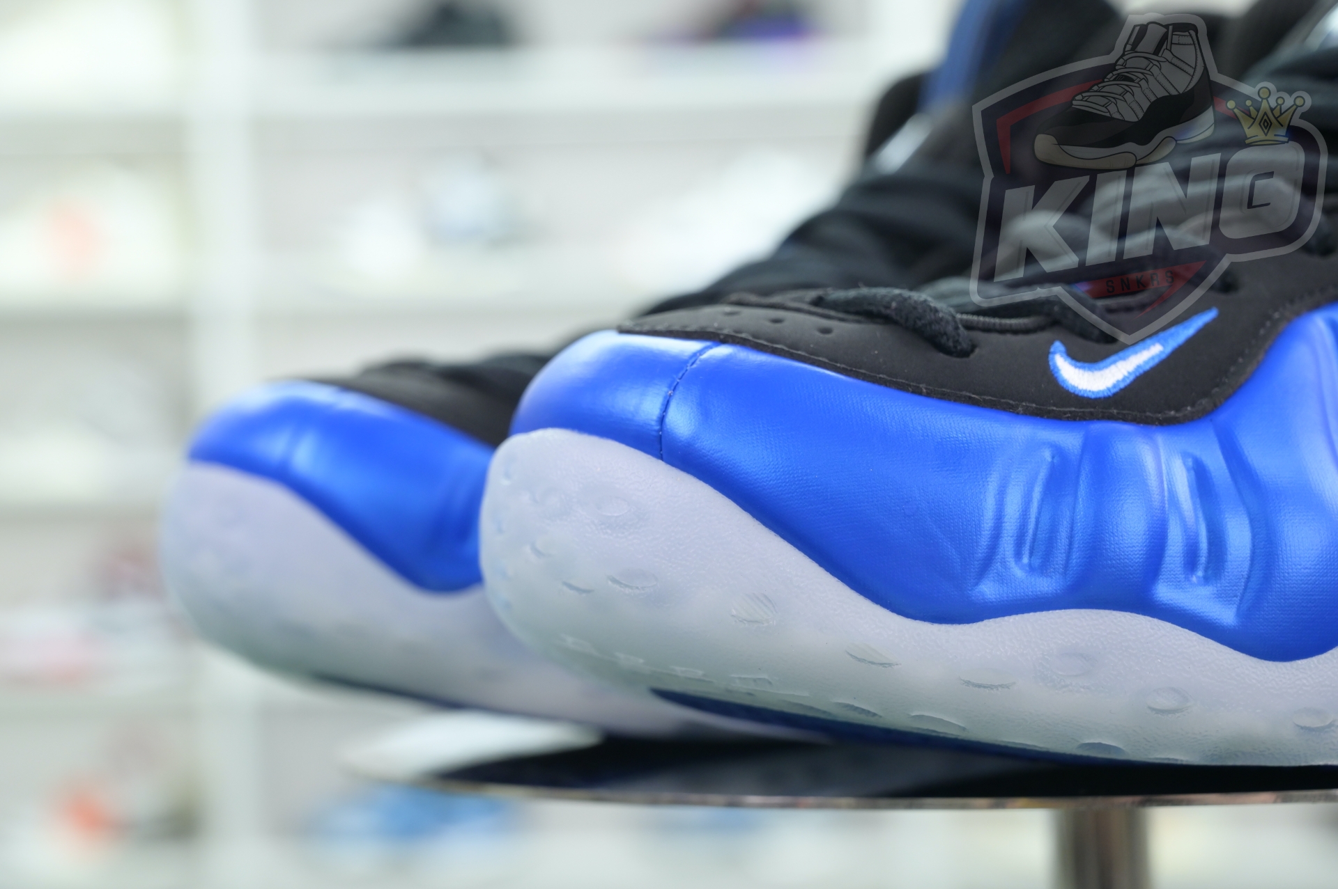 Nike Foamposite One“Dark Neon Royal”