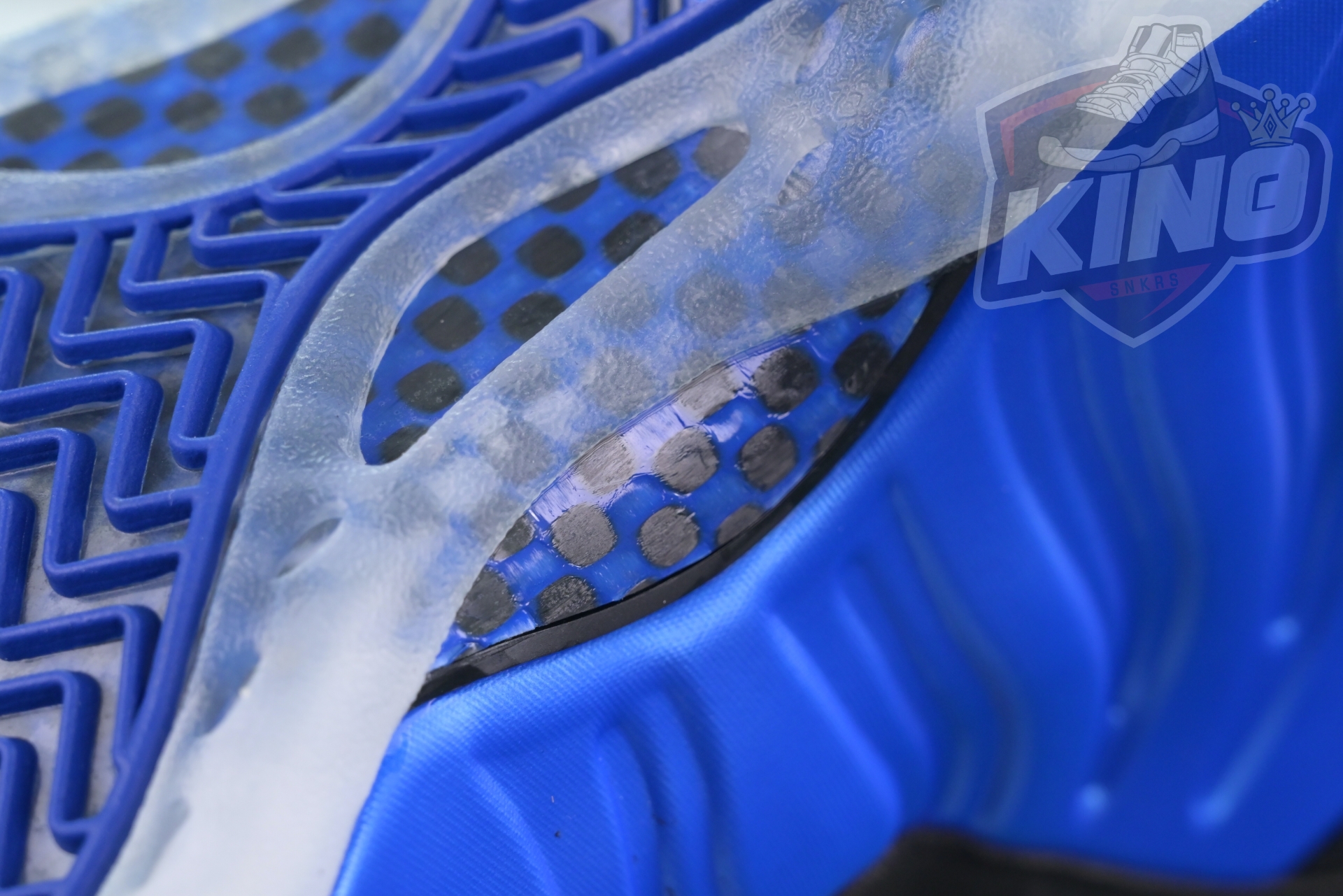 Nike Foamposite One“Dark Neon Royal”