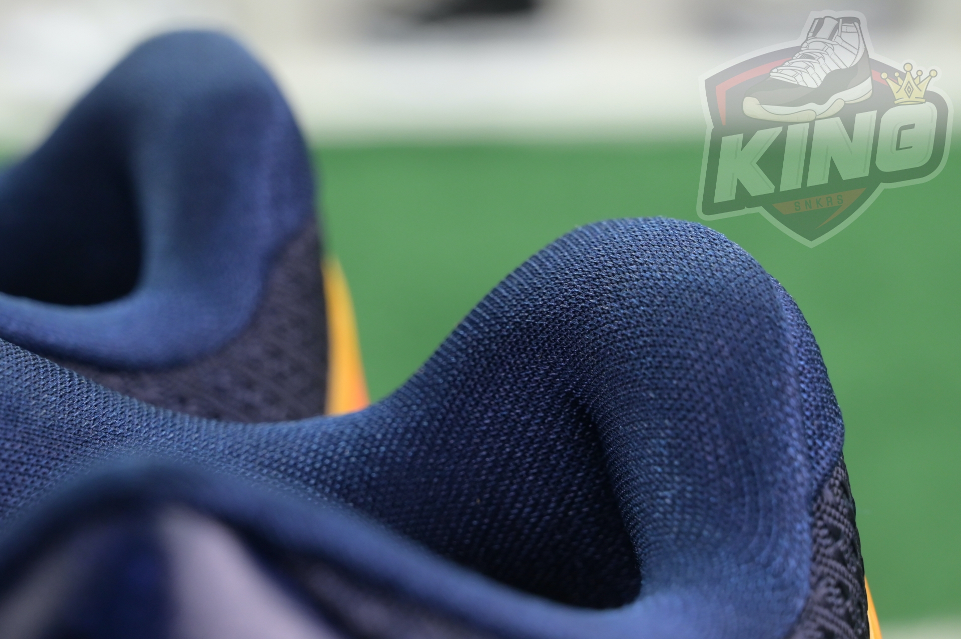 Caitlin Clark x Nike Kobe 5 Protro“Indiana Fever
