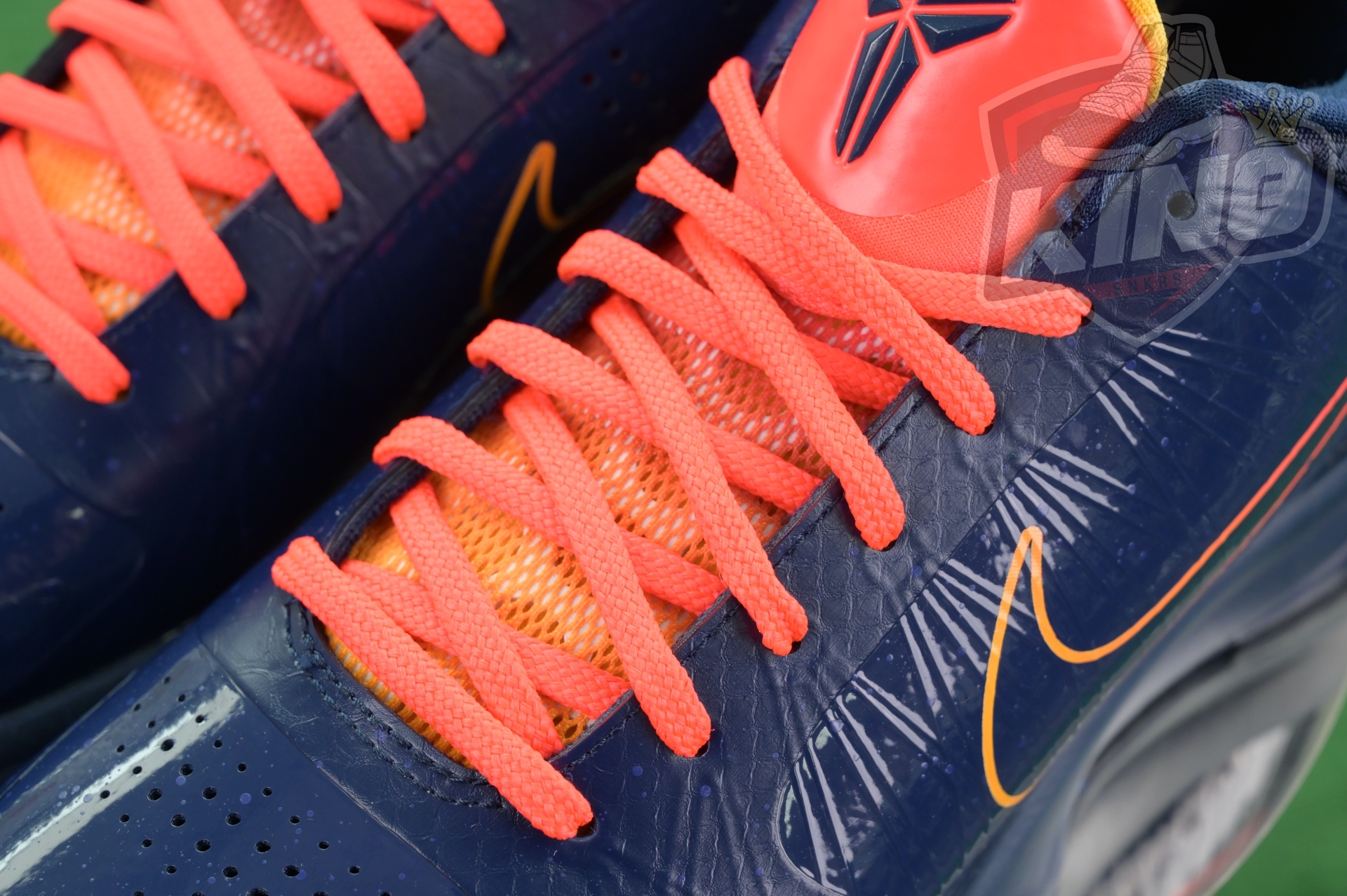 Caitlin Clark x Nike Kobe 5 Protro“Indiana Fever