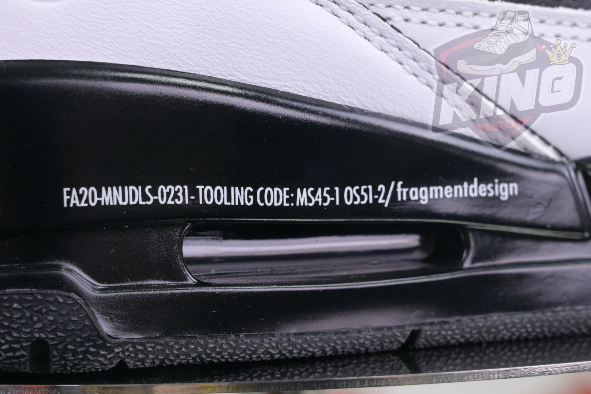 Fragment Design x Jordan Air Jordan 3“Black/ White”  DA3595-001