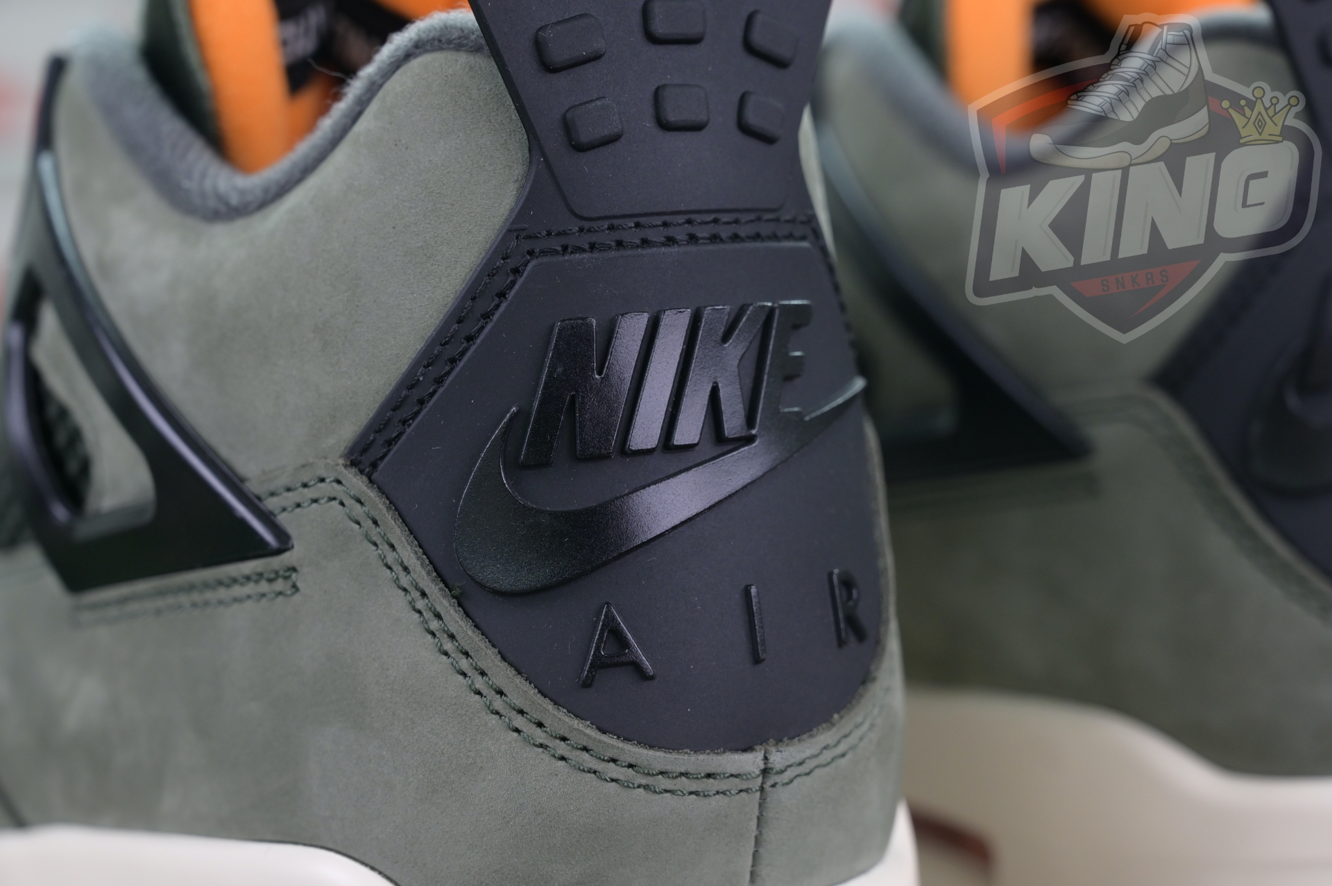 UNDEFEATED x Jordan Air Jordan 4  B1519-200