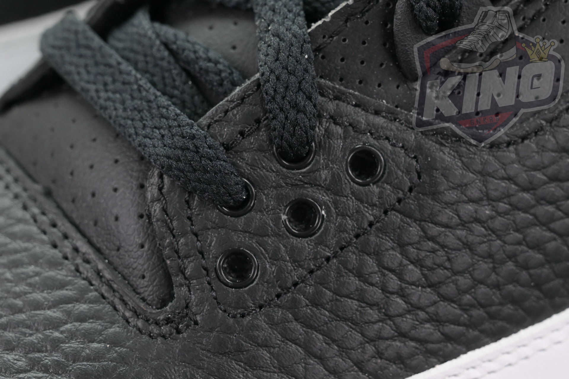 Fragment Design x Jordan Air Jordan 3“Black/ White”  DA3595-001