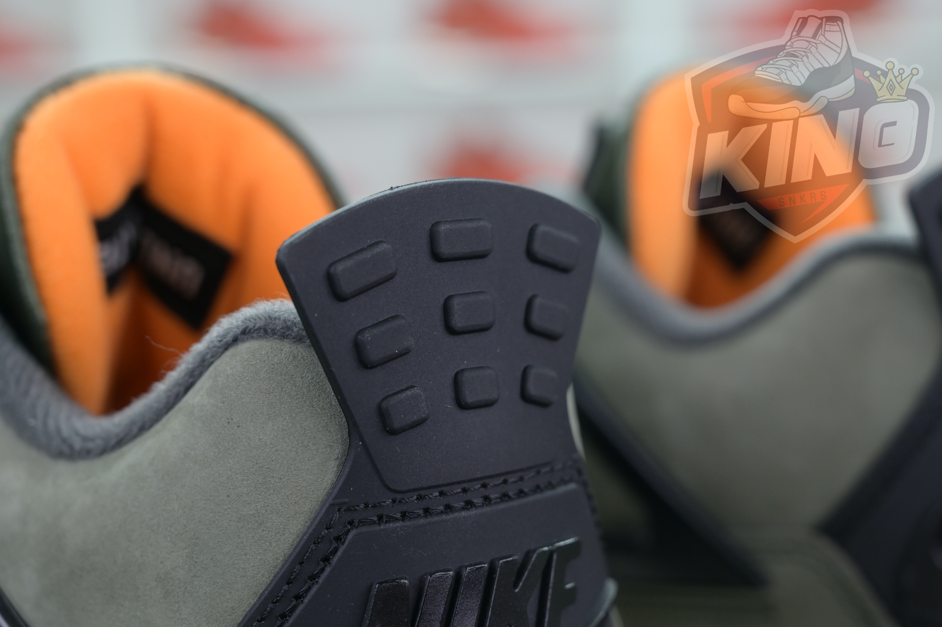 UNDEFEATED x Jordan Air Jordan 4  B1519-200