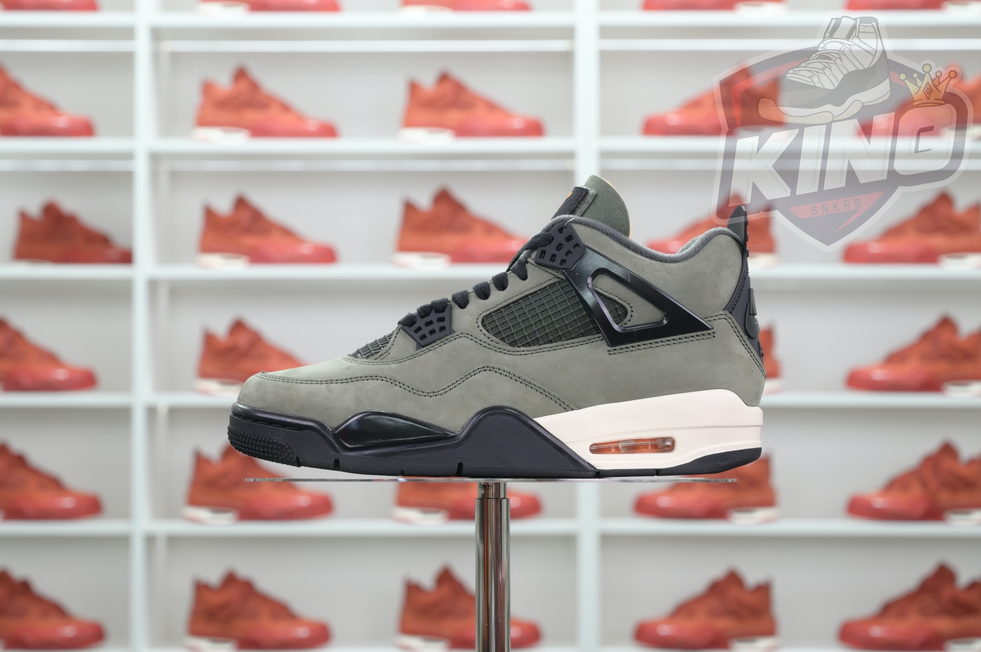 UNDEFEATED x Jordan Air Jordan 4  B1519-200
