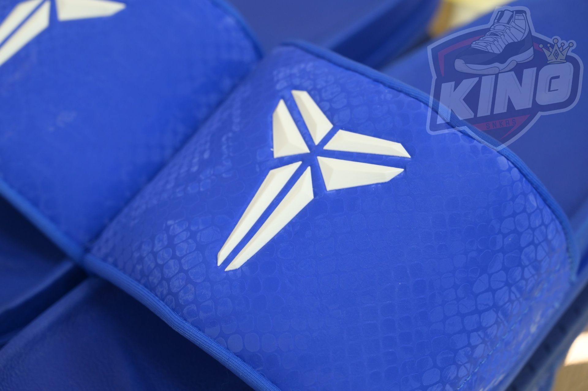 Nike Kobe Offcourt Slides  IP2870-400