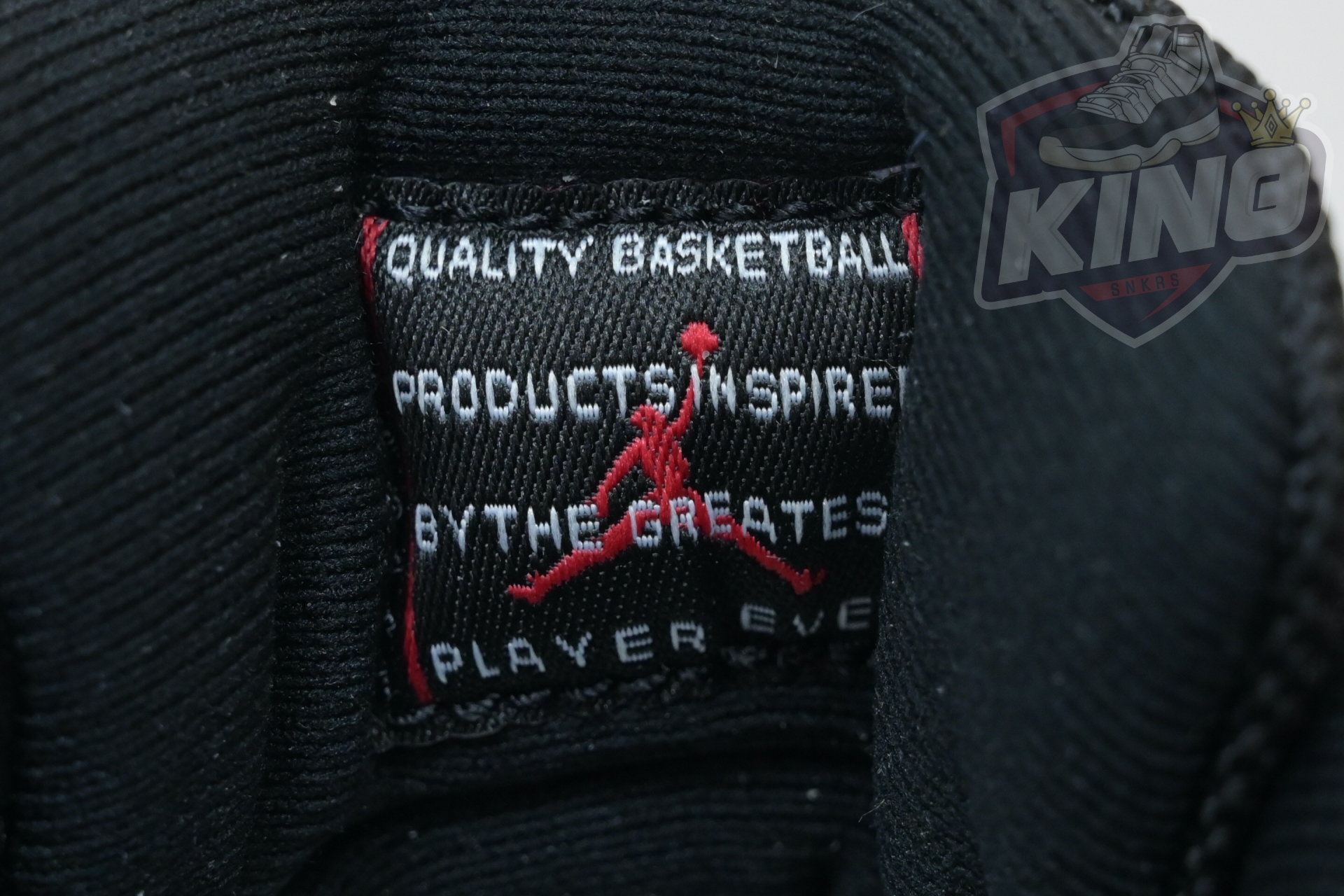 Air Jordan 11 Low“Bred” FV5104-006