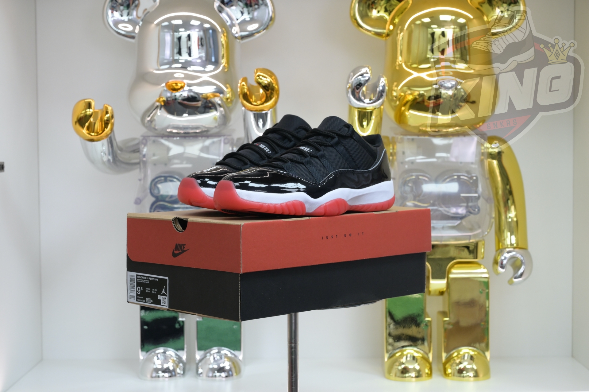 Air Jordan 11 Low“Bred” FV5104-006