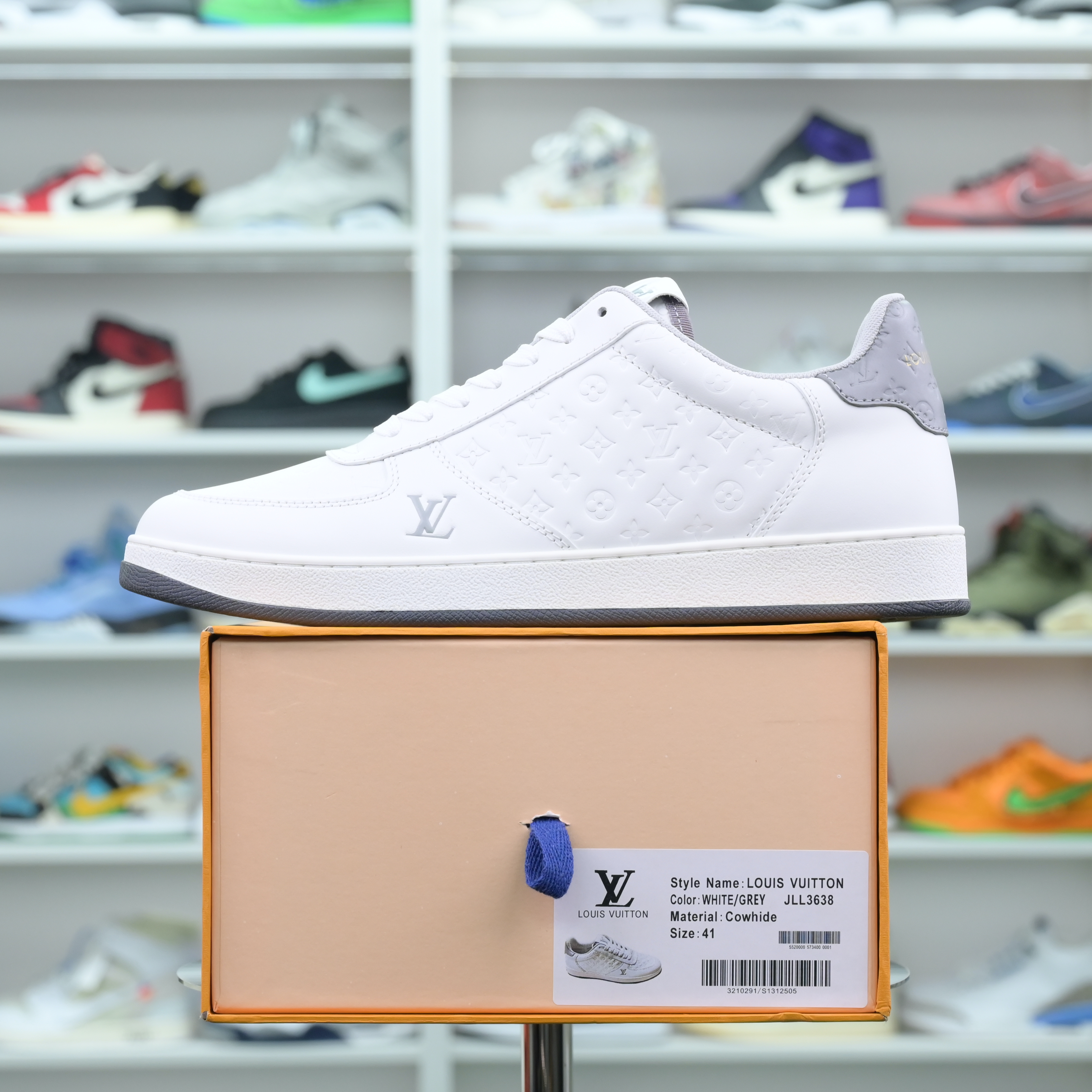 Louis Vuitton LV Rivoli