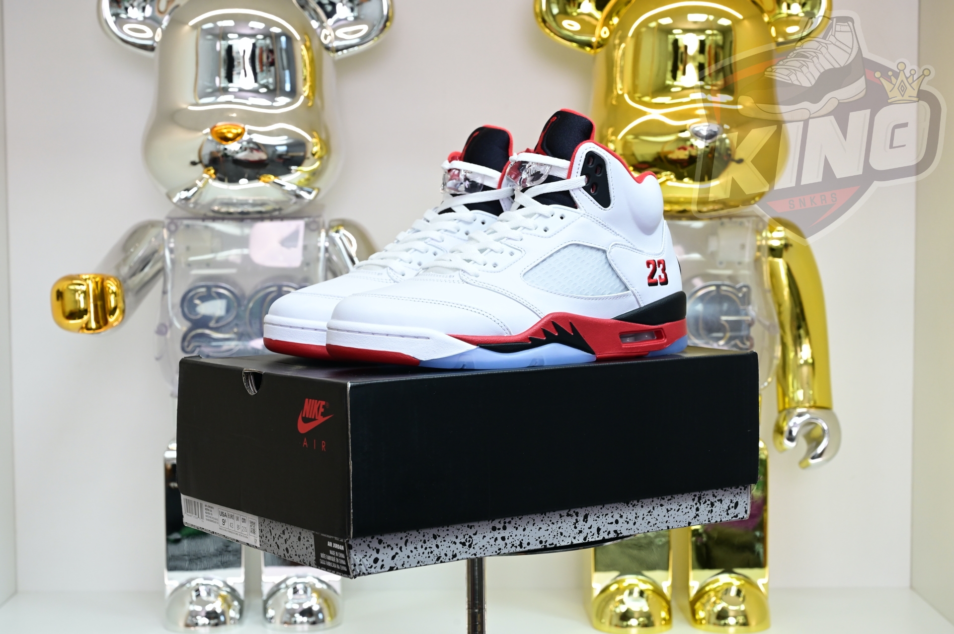 Air Jordan 5 Fire Red“Black Tongue”  HQ7978-101