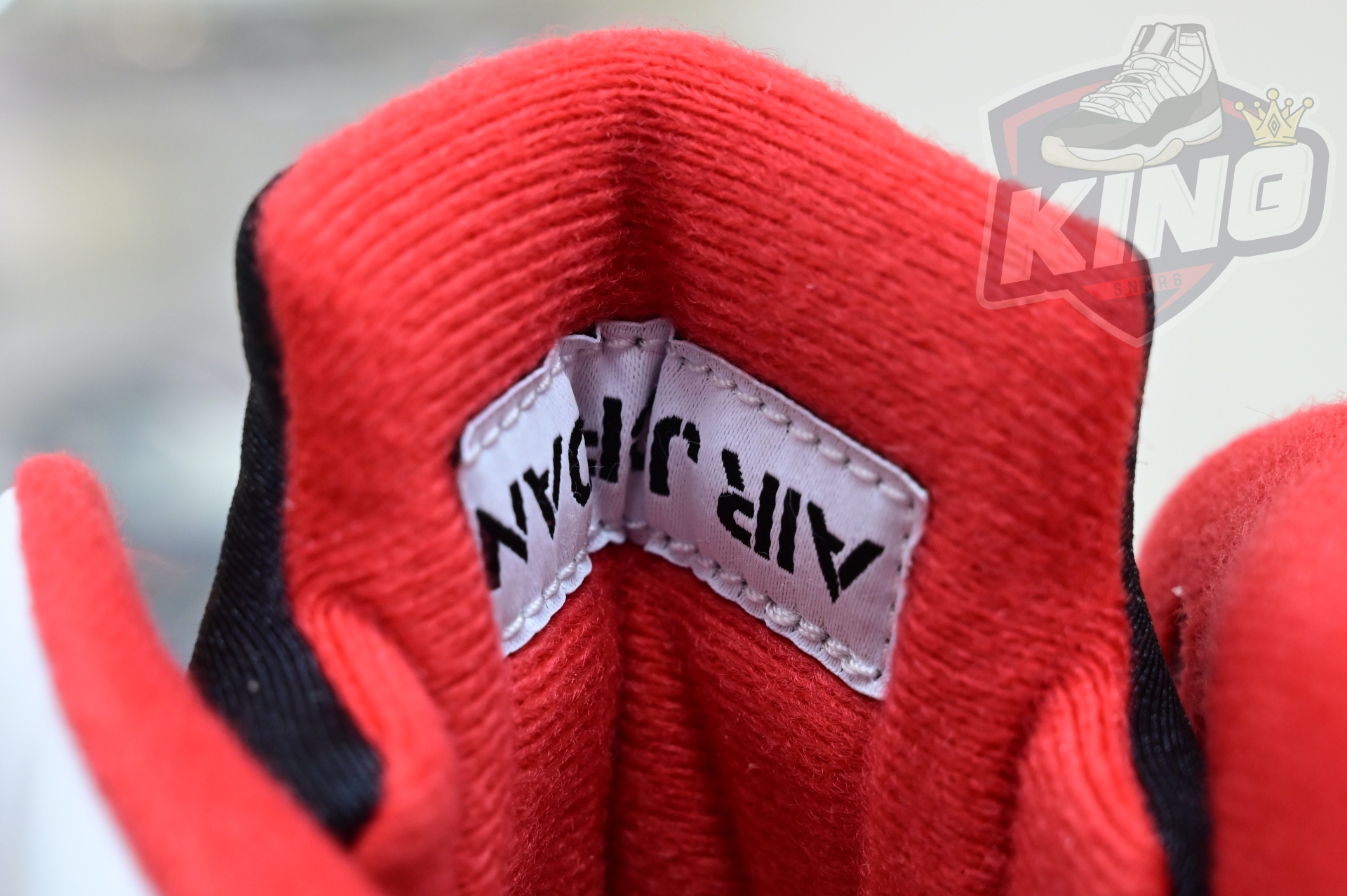 Air Jordan 5 Fire Red“Black Tongue”  HQ7978-101