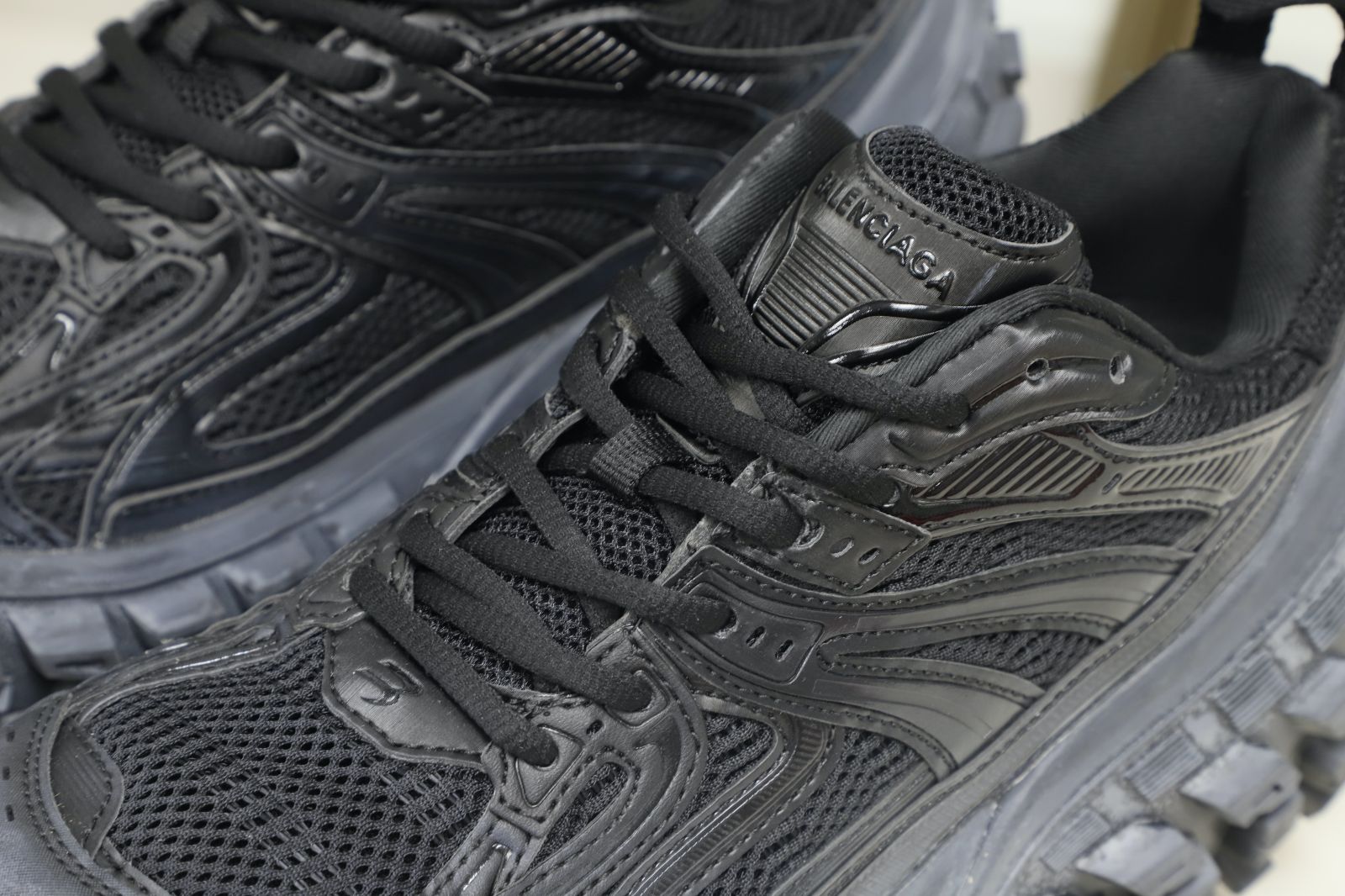 Balenciaga  Defender