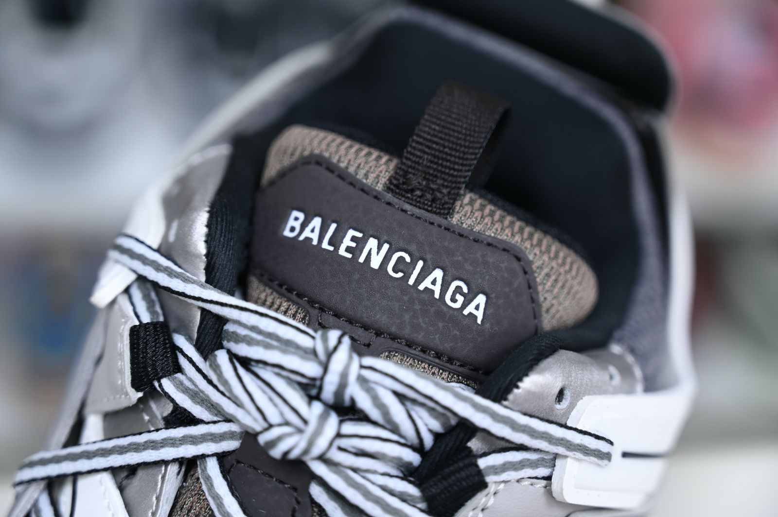 Balenciaga  Track（LED）