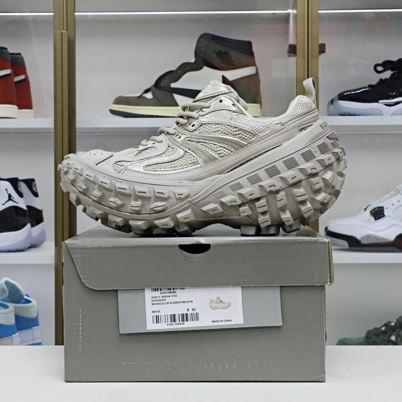 Balenciaga Defender