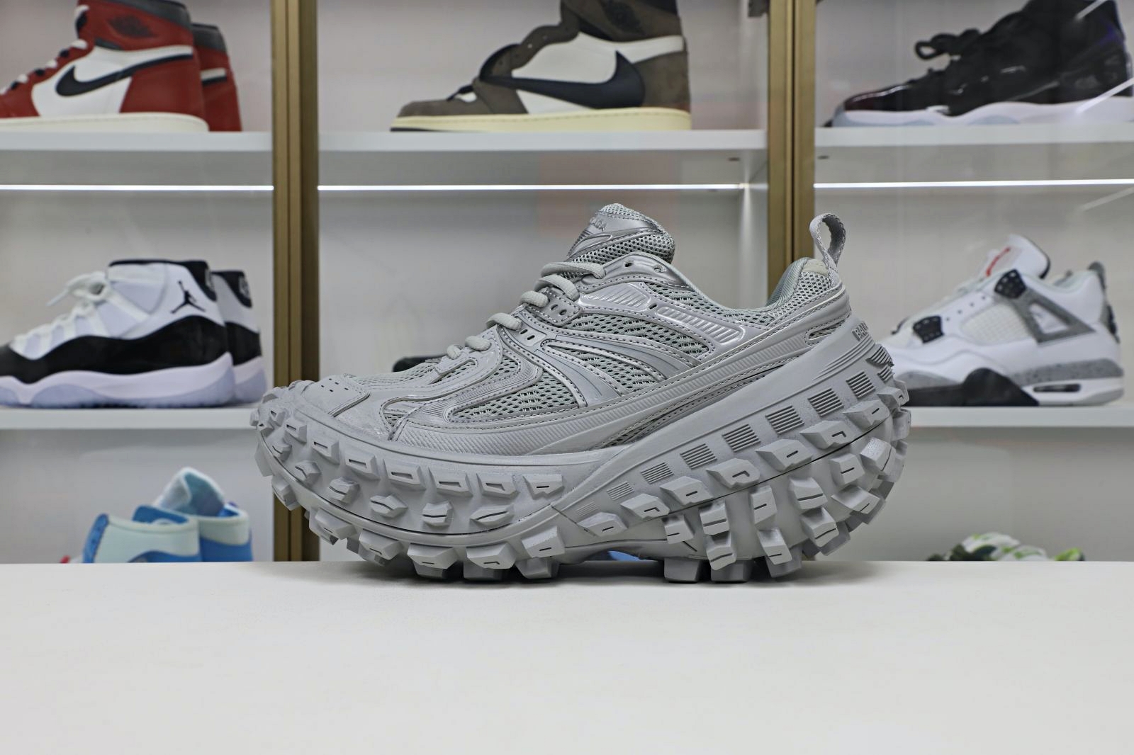 Balenciaga  Defender