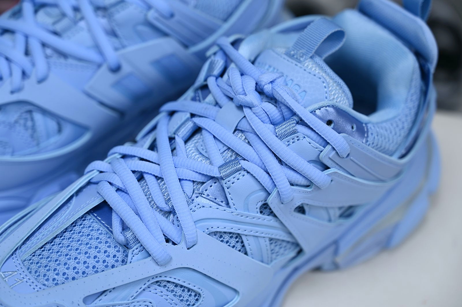 Balenciaga  Track（LED）