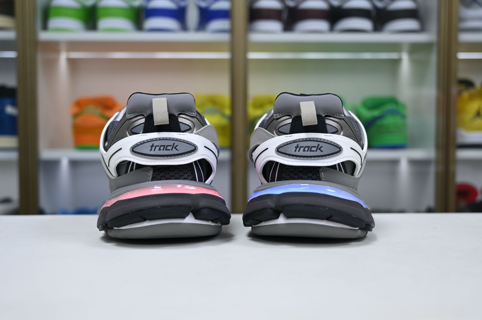 Balenciaga  Track（LED）