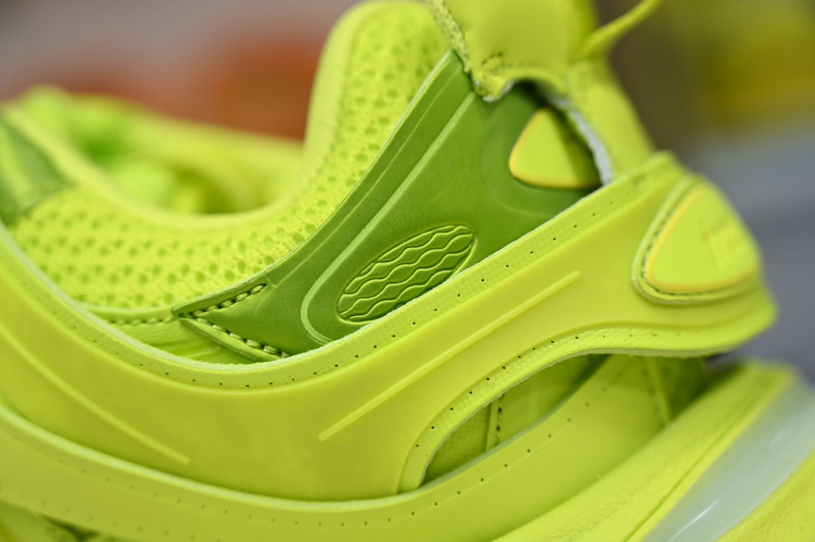 Balenciaga  Track（LED）