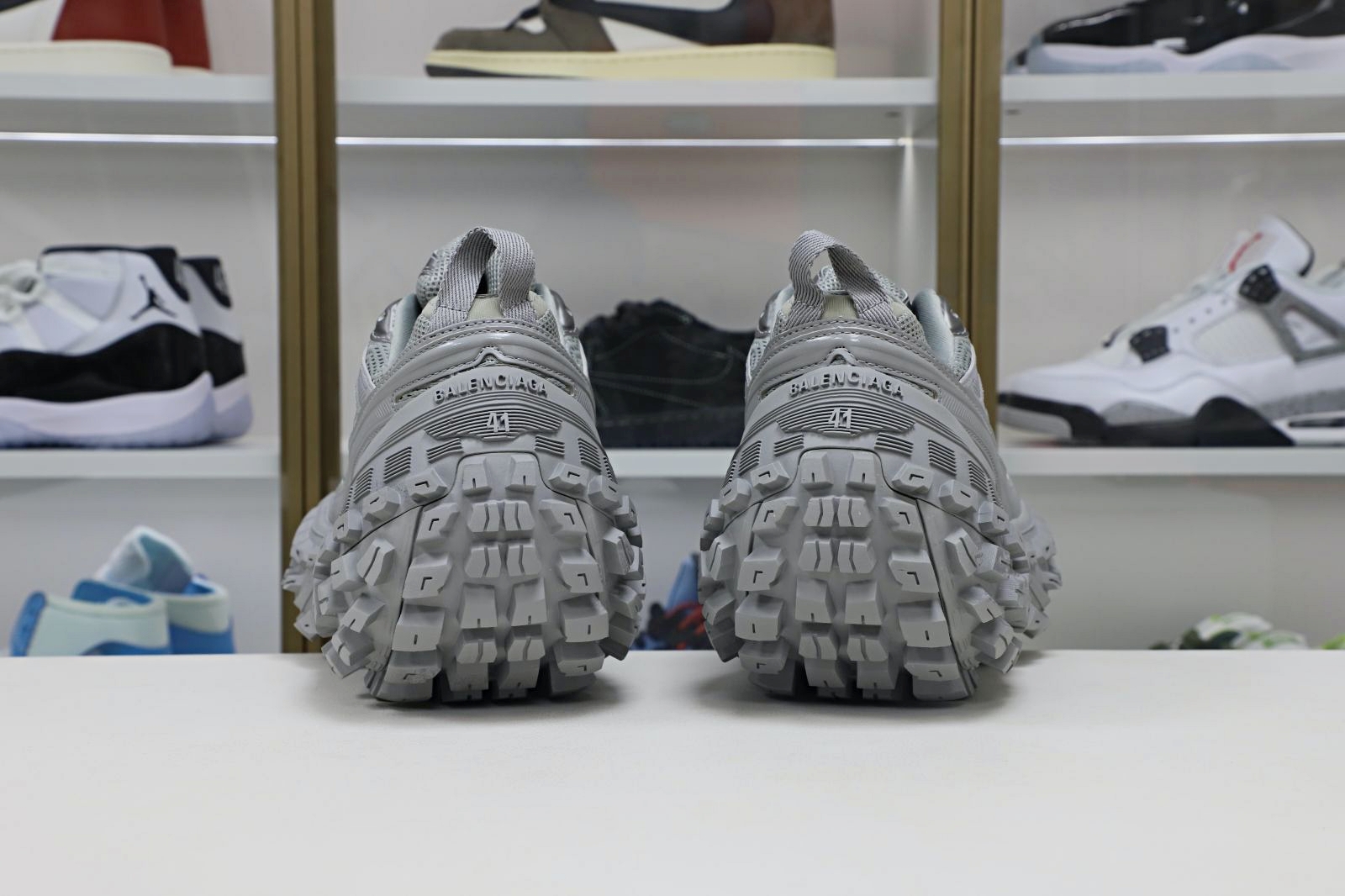 Balenciaga  Defender