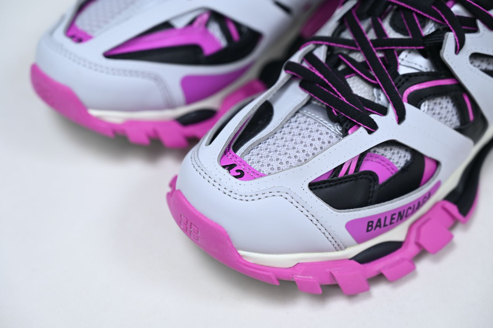 Balenciaga  Track（LED）